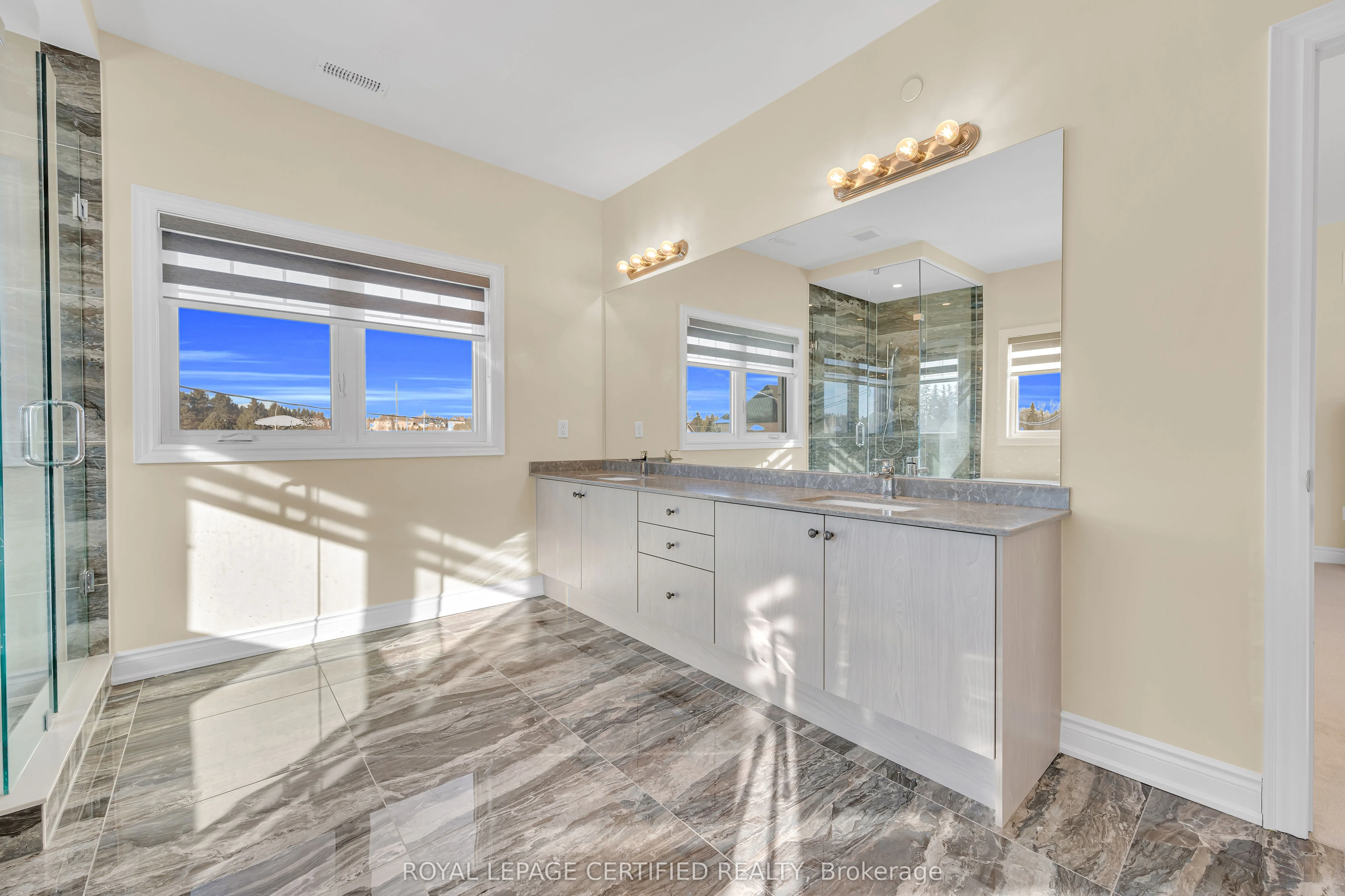 86 Green Gables Crescent