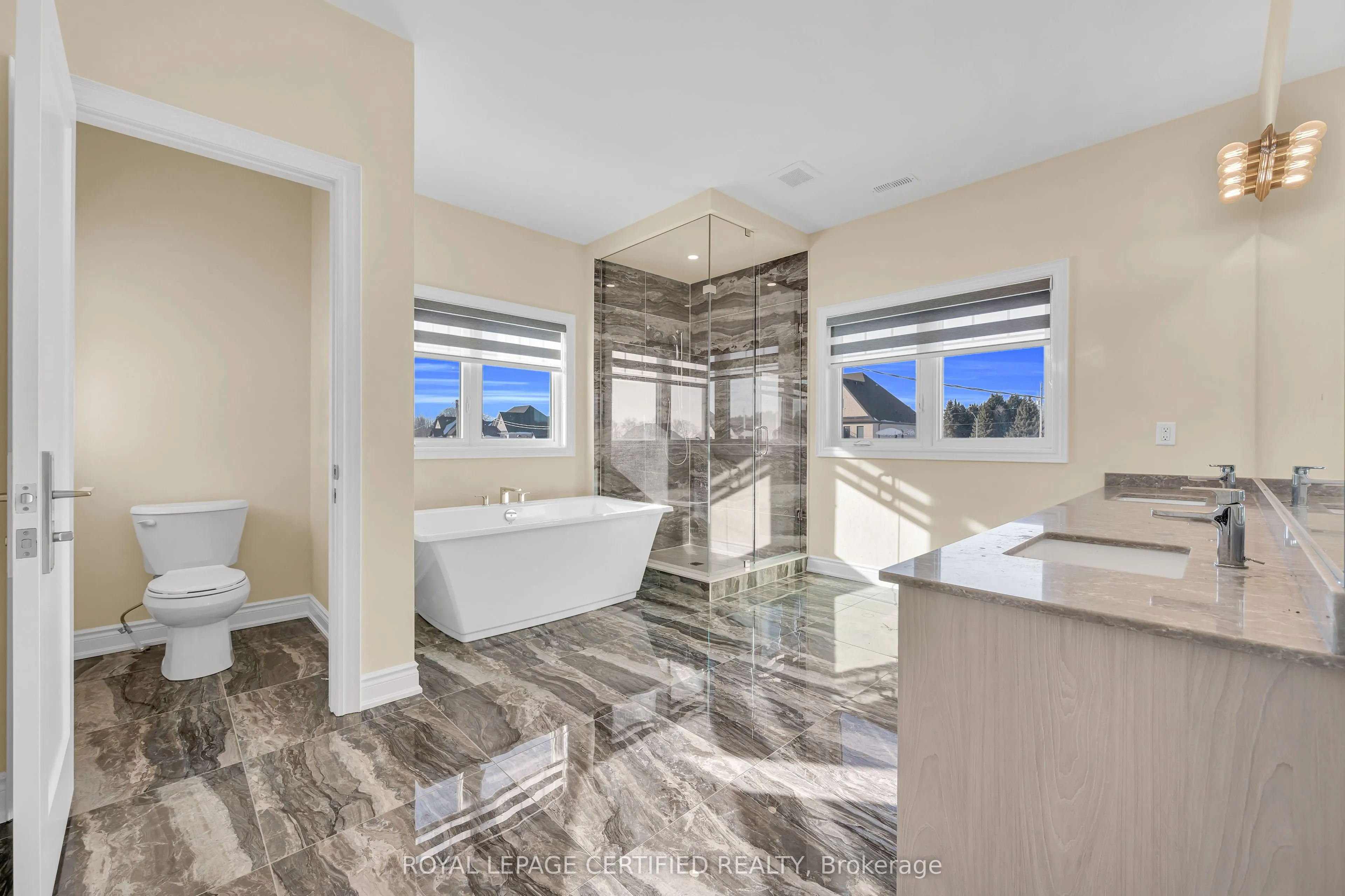 86 Green Gables Crescent