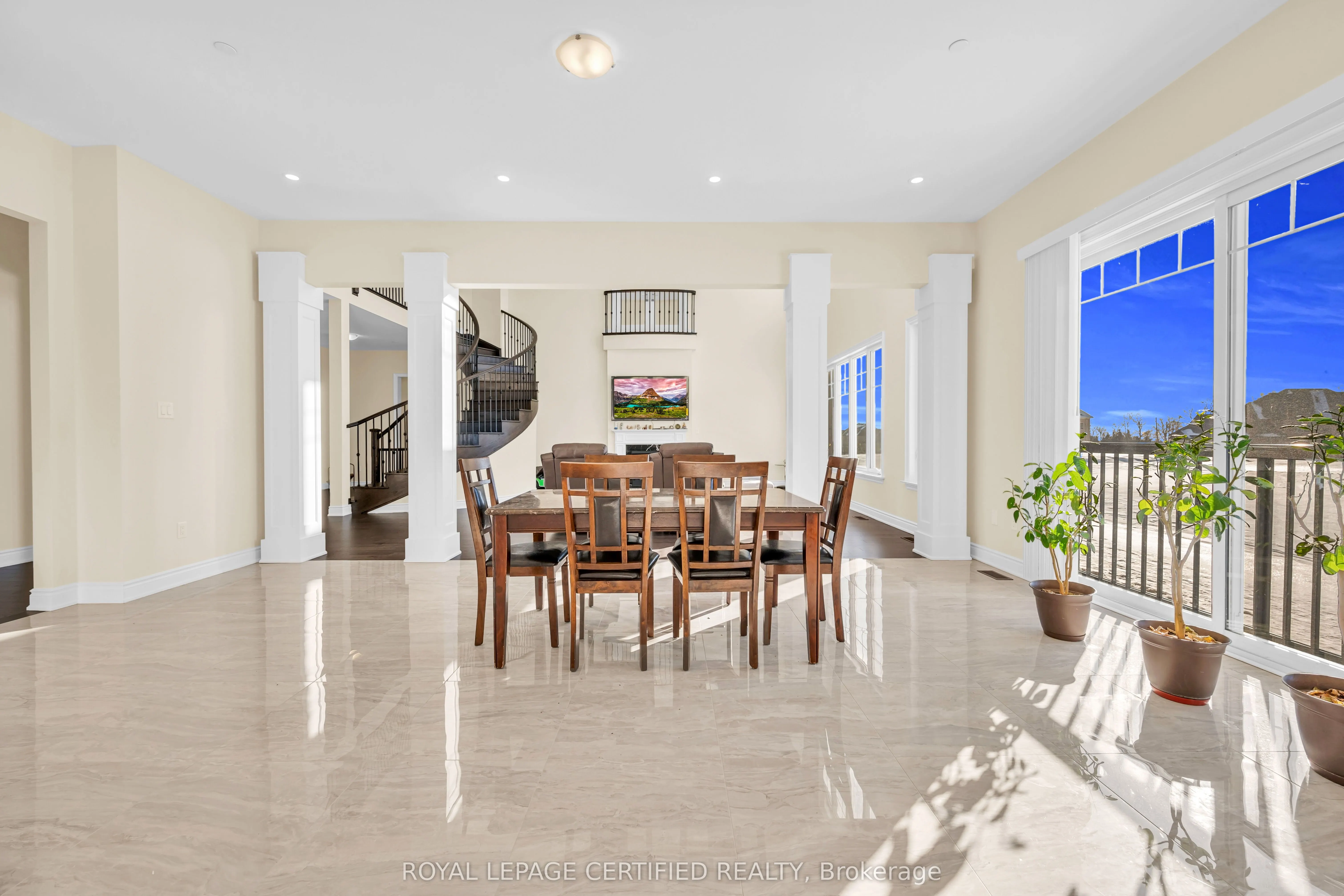 86 Green Gables Crescent