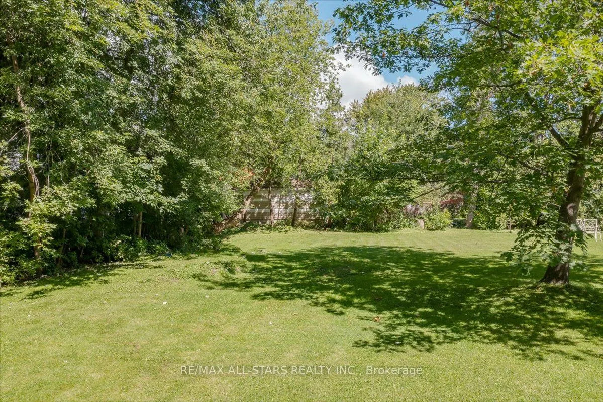 288 Woodycrest Avenue
