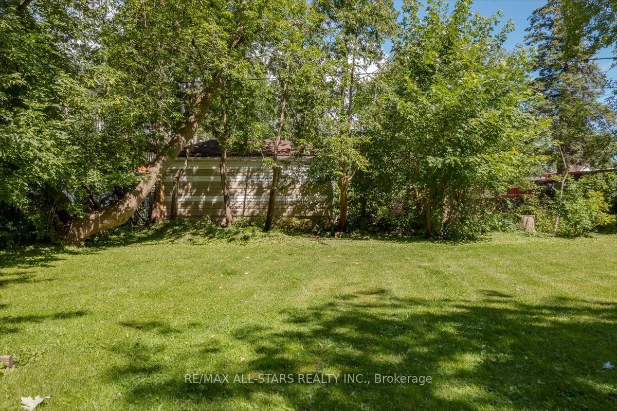 288 Woodycrest Avenue