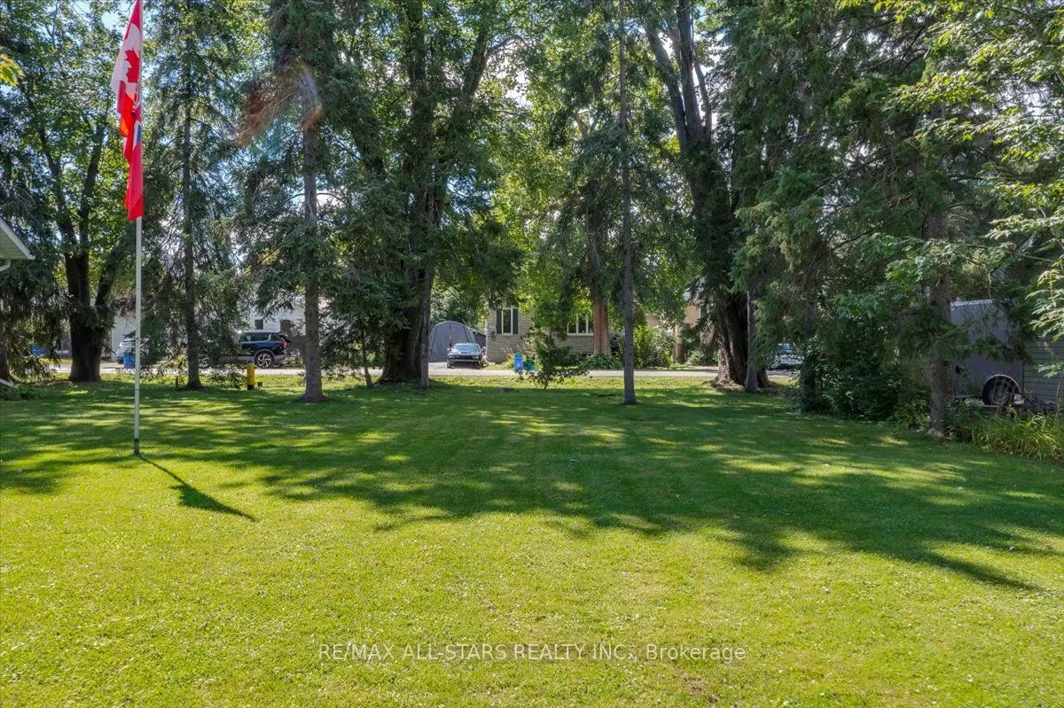 288 Woodycrest Avenue