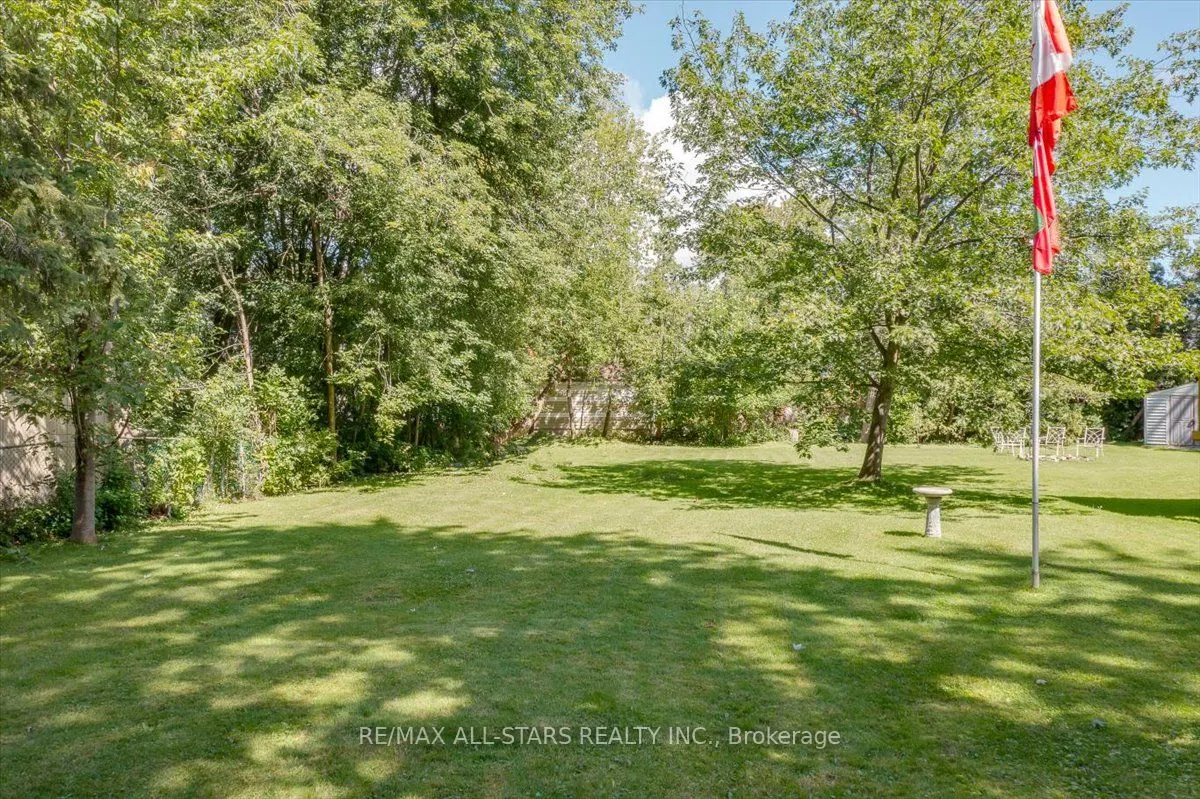 288 Woodycrest Avenue