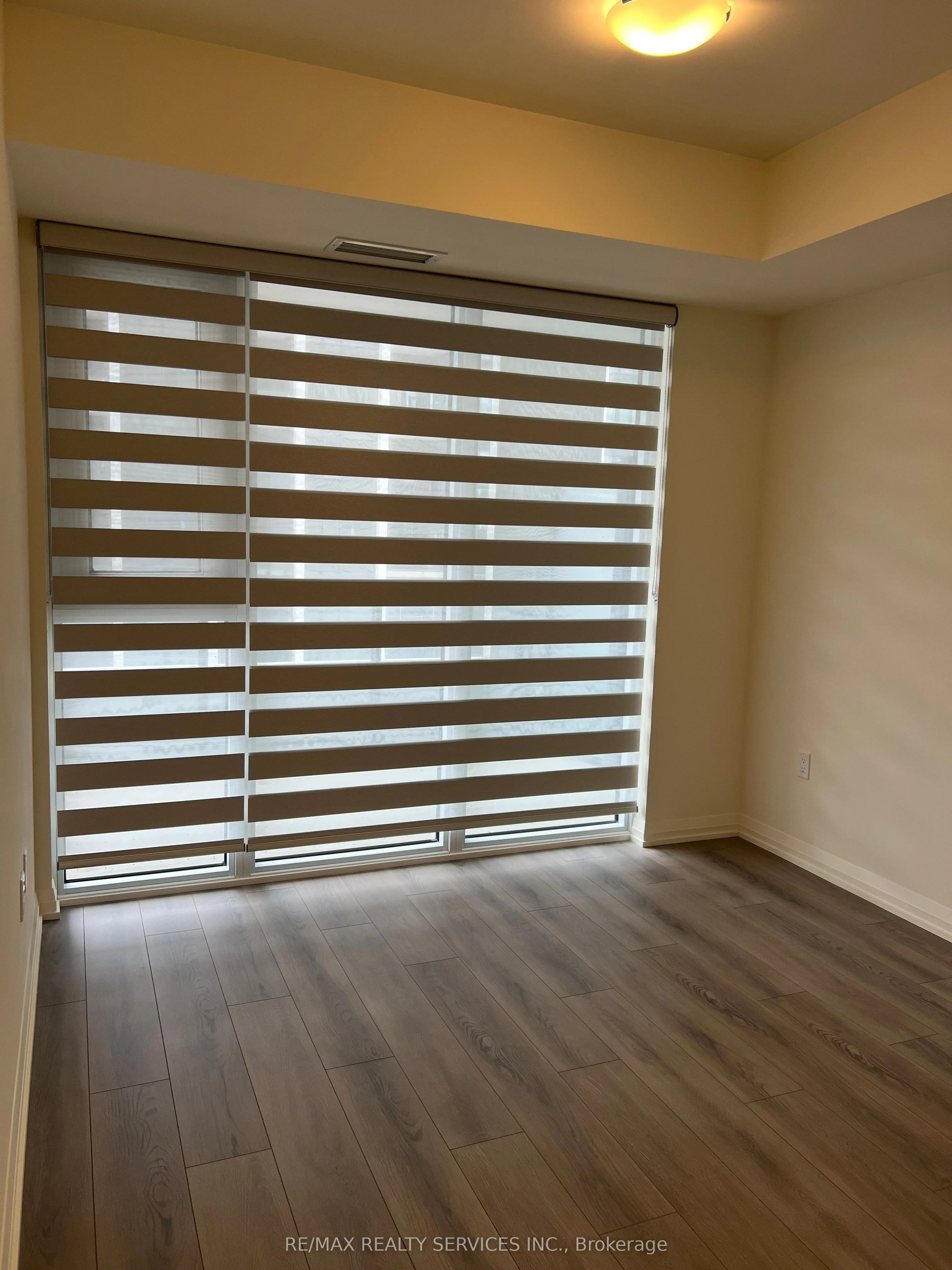 8960 Jane Street #420