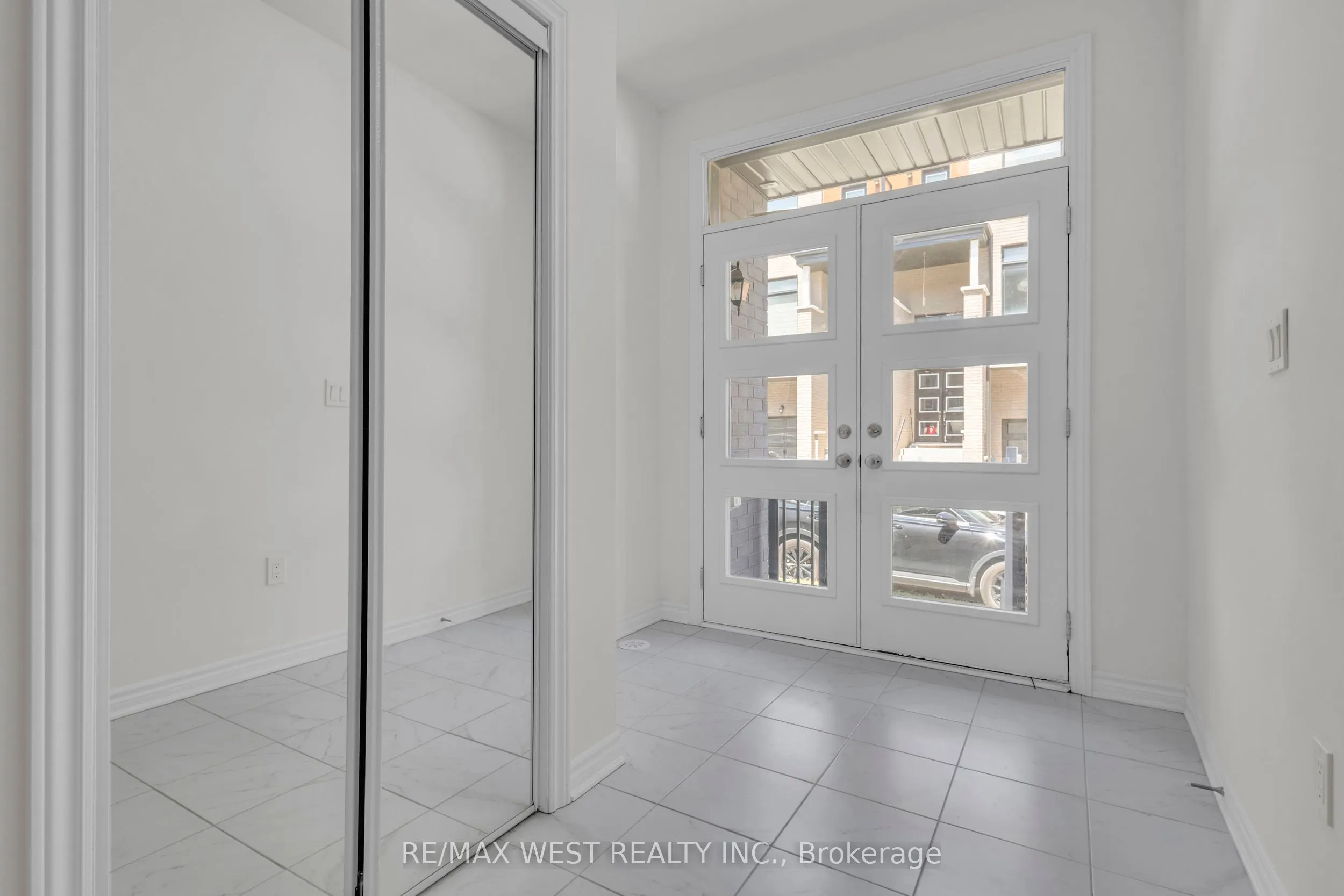 15 Quilico Road N