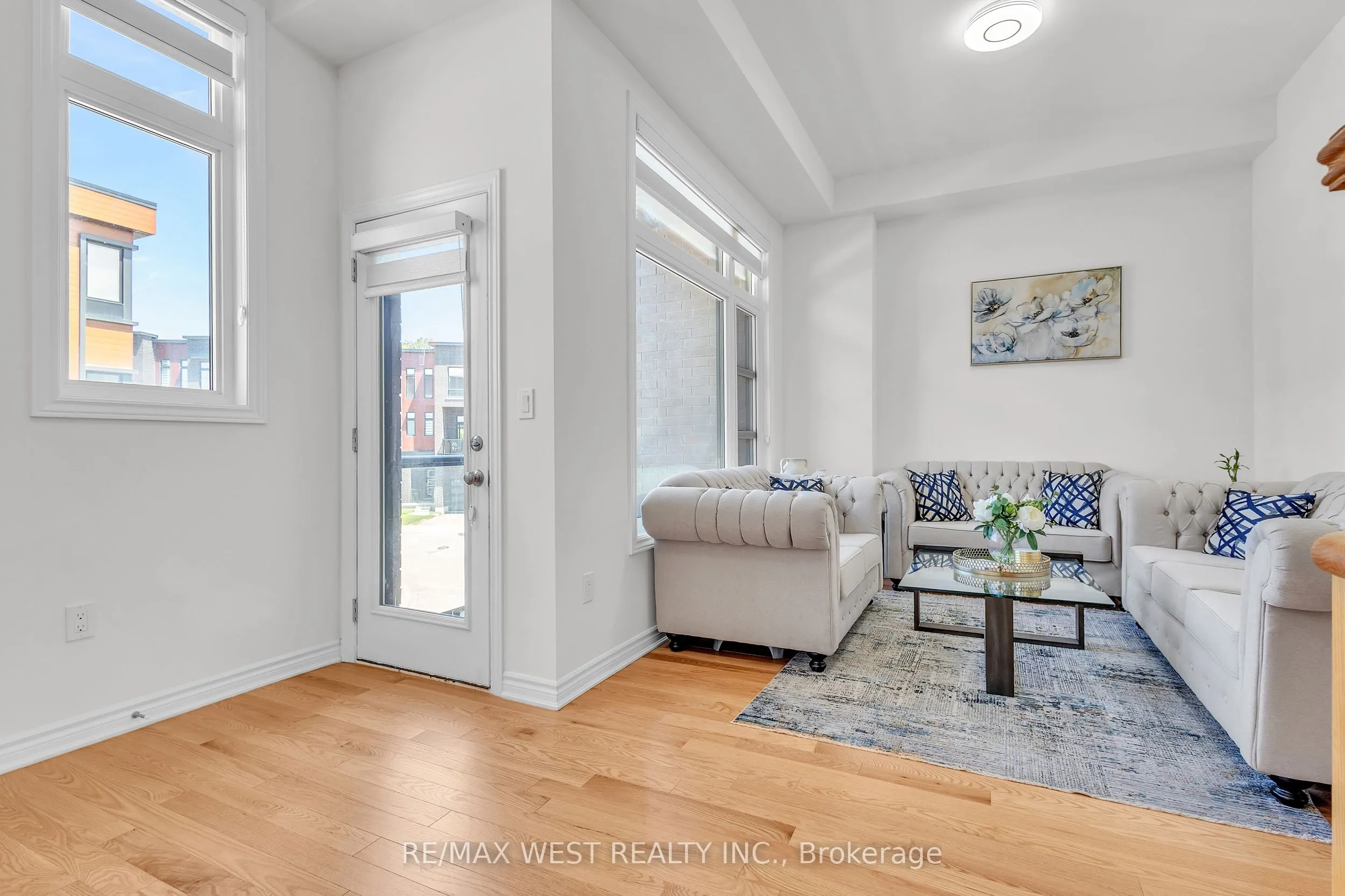 15 Quilico Road N
