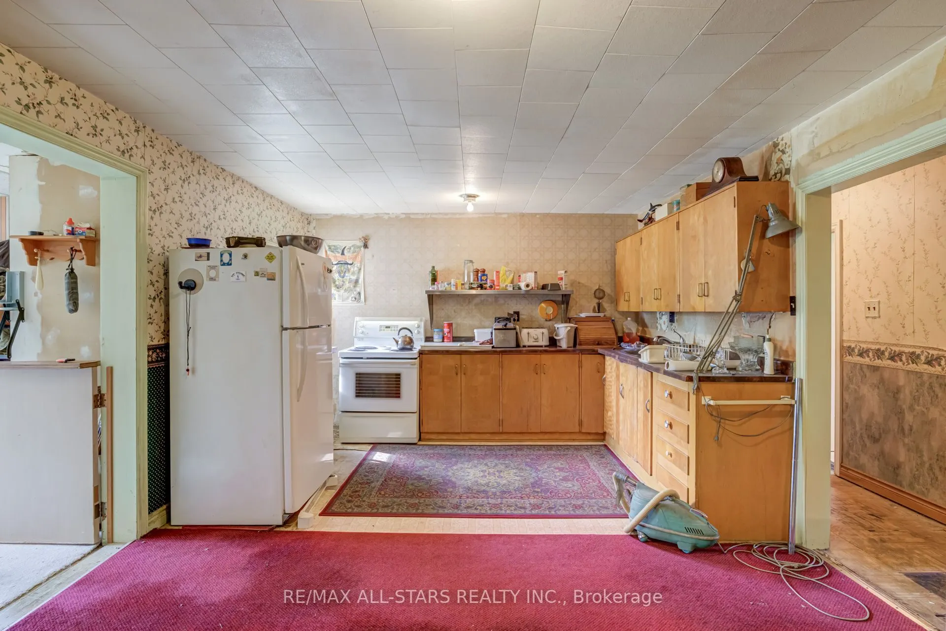 21747 Highway 48