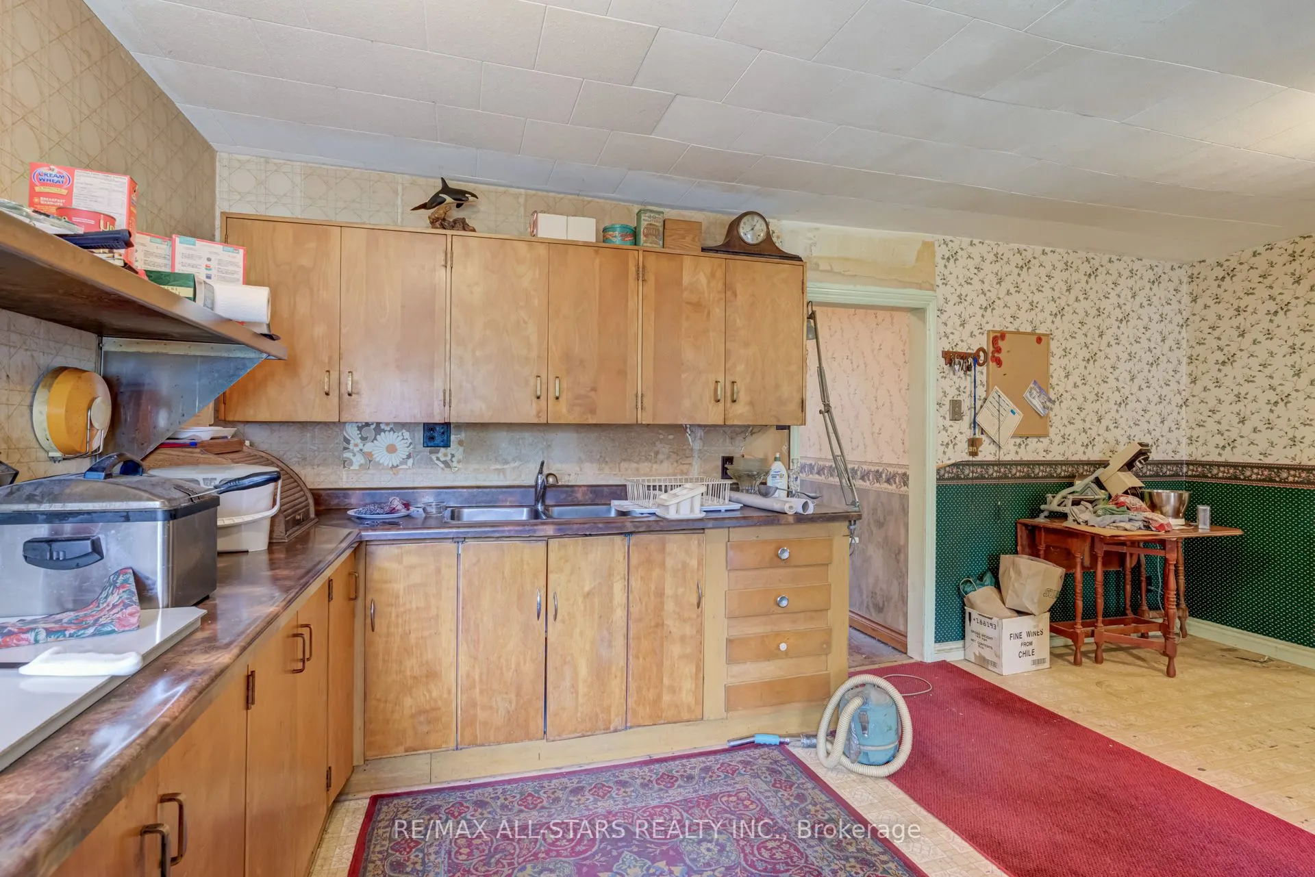21747 Highway 48