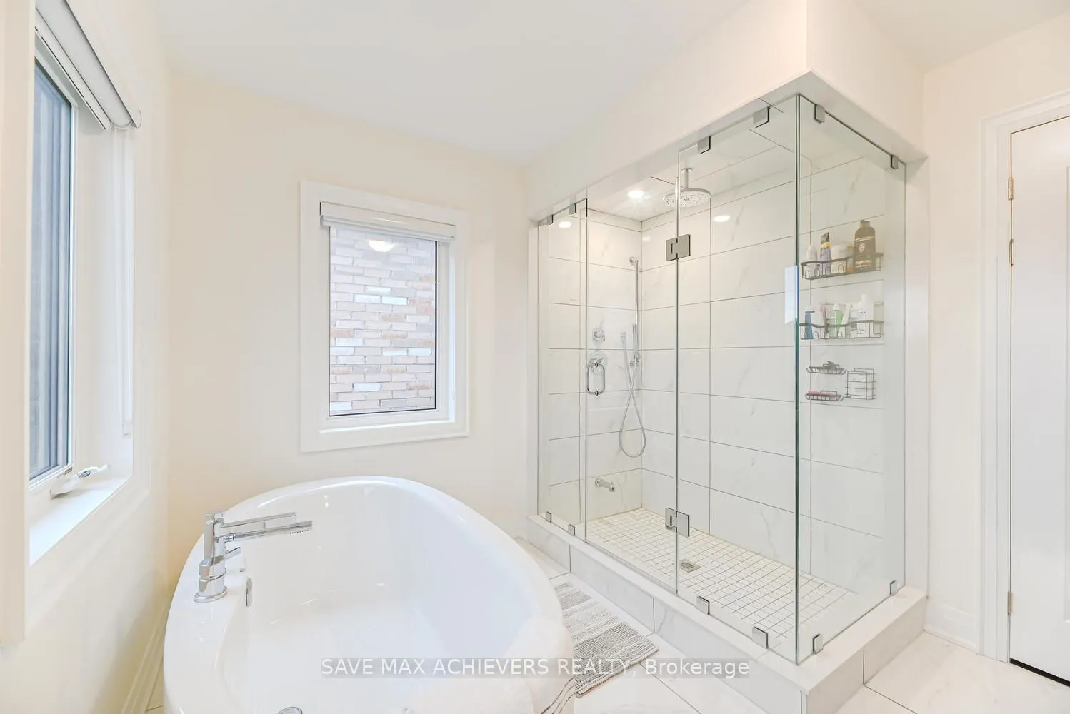 74 KENTLEDGE AV Avenue