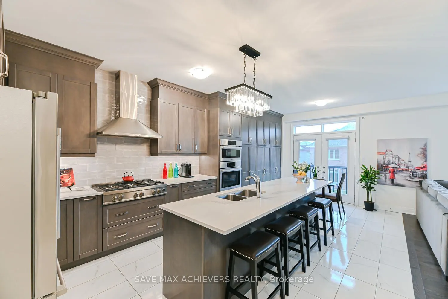 74 KENTLEDGE AV Avenue