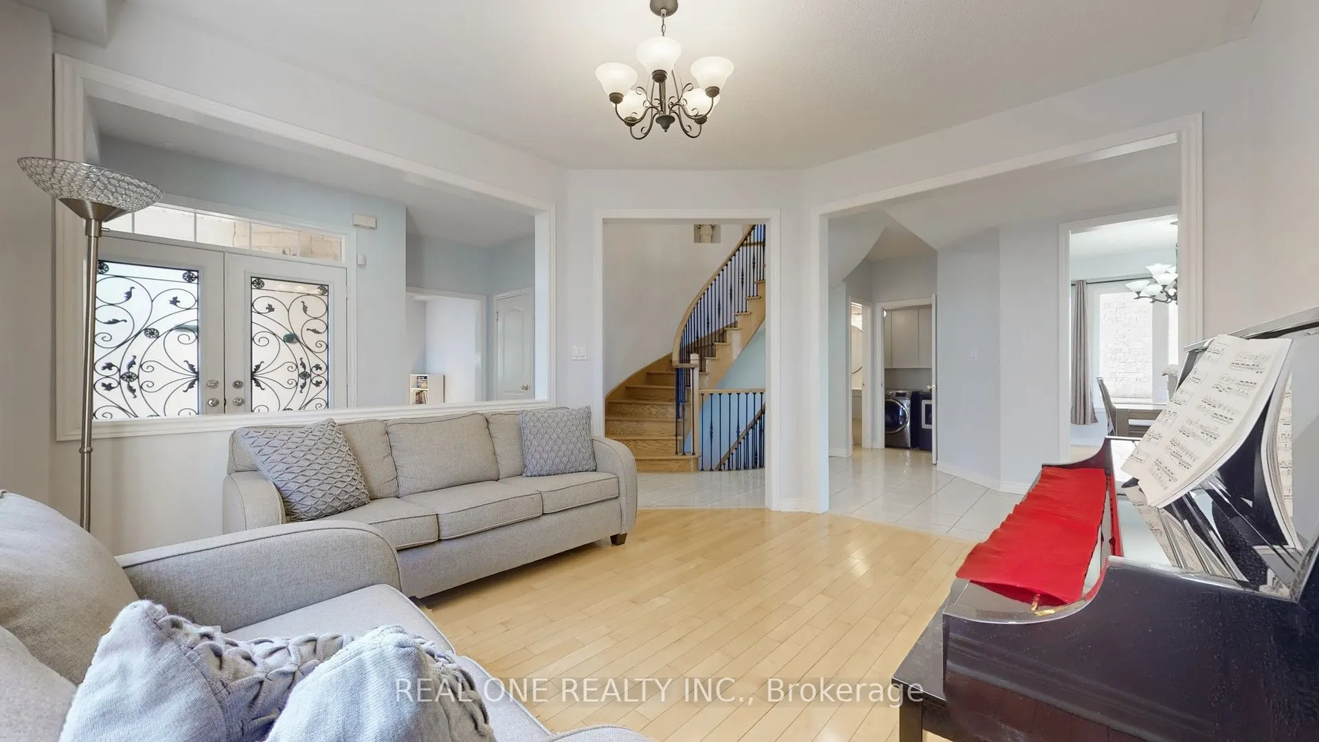 41 Grange Drive