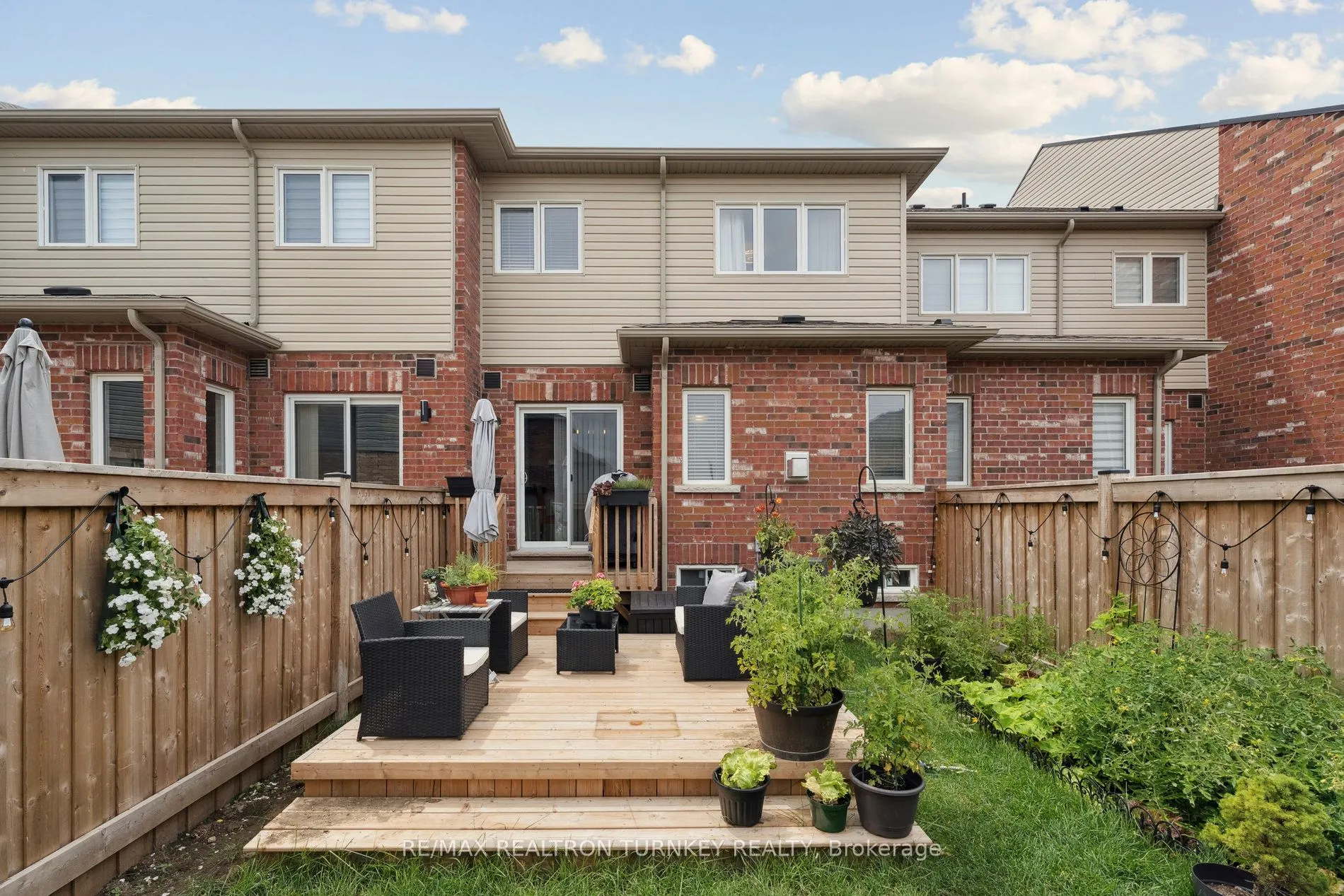 29 Anne Pegg Crescent