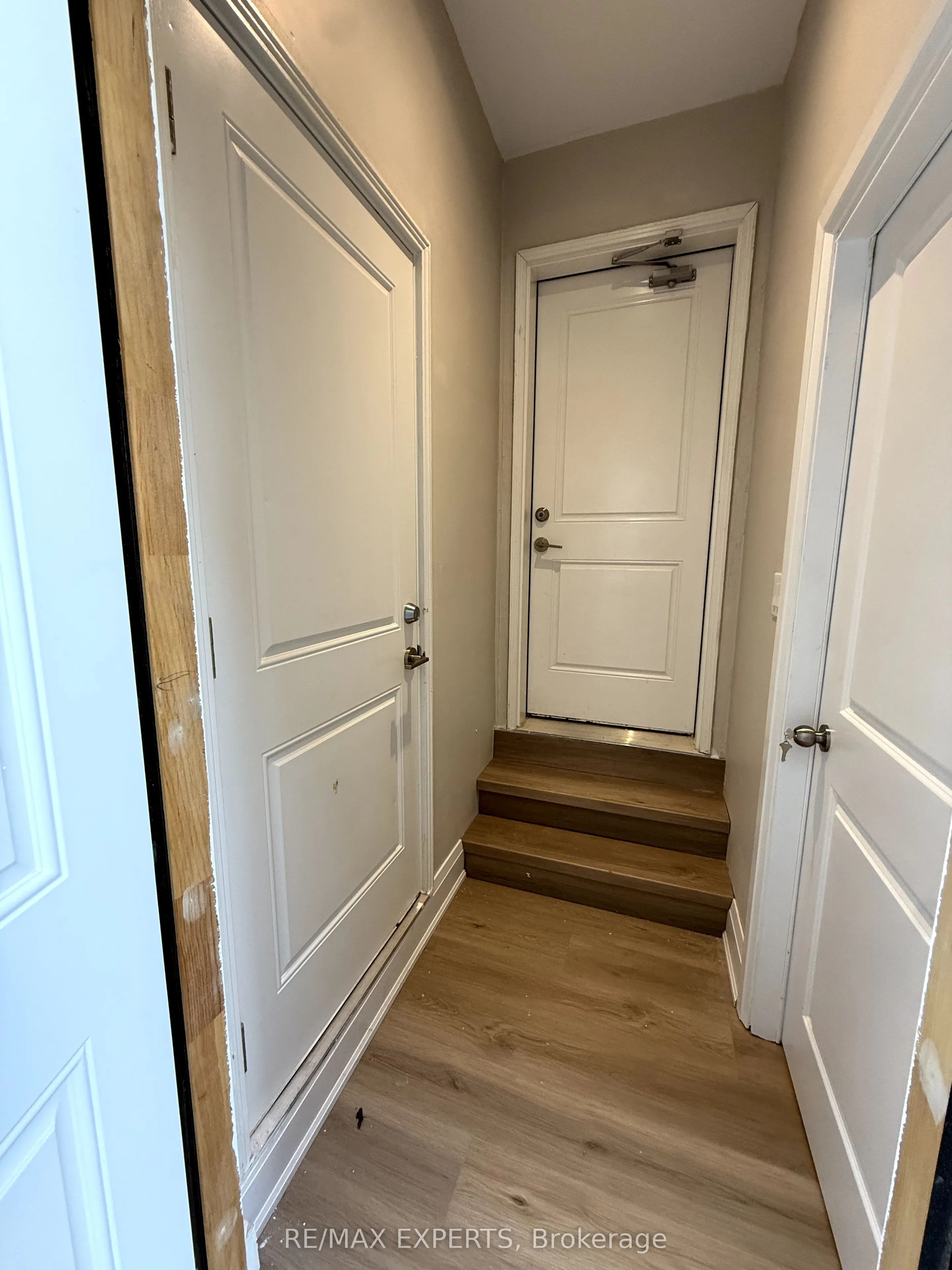 41 TERRAIN Court, #BASEMENT APARTMENT
