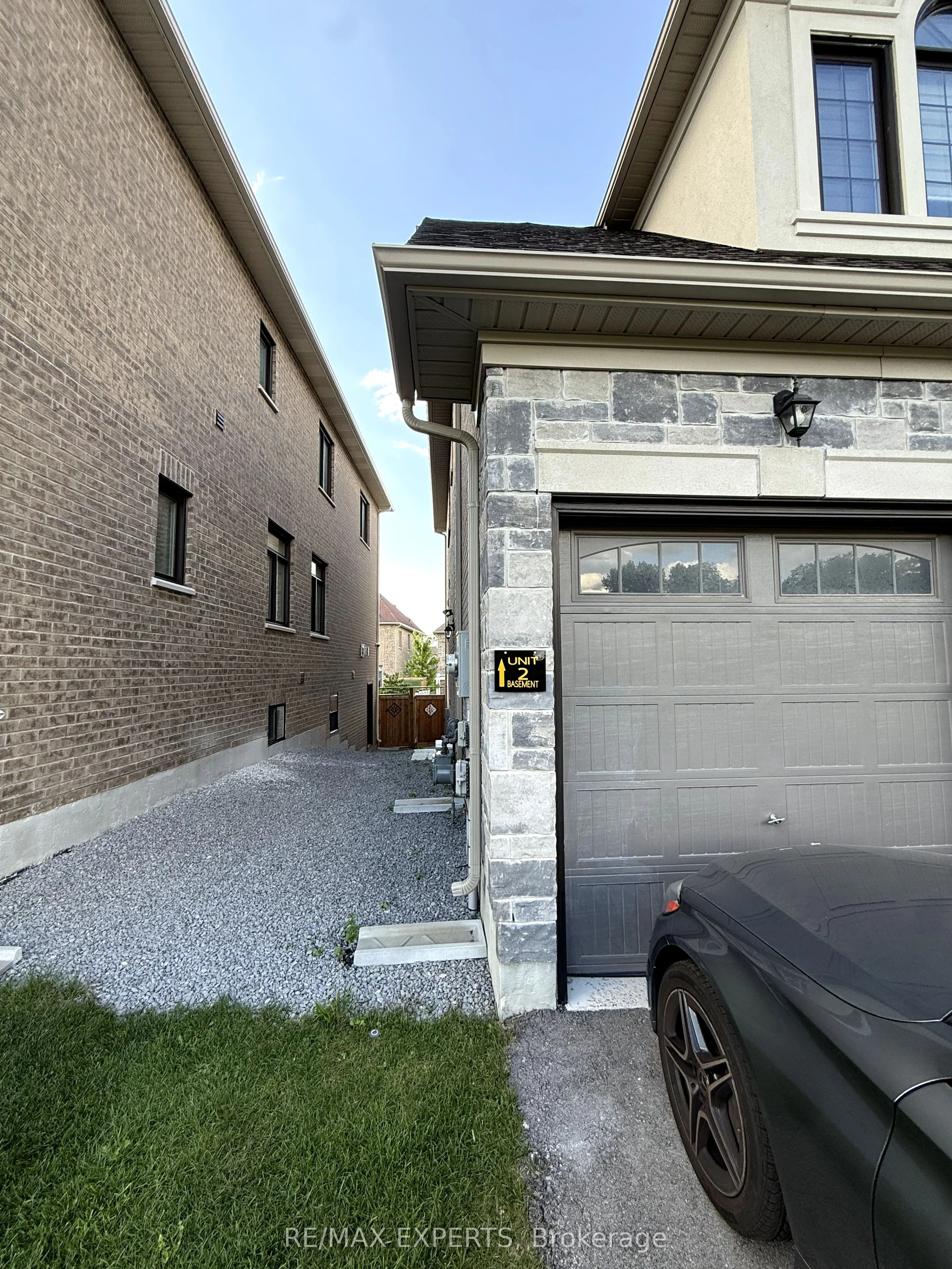 41 TERRAIN Court, #BASEMENT APARTMENT