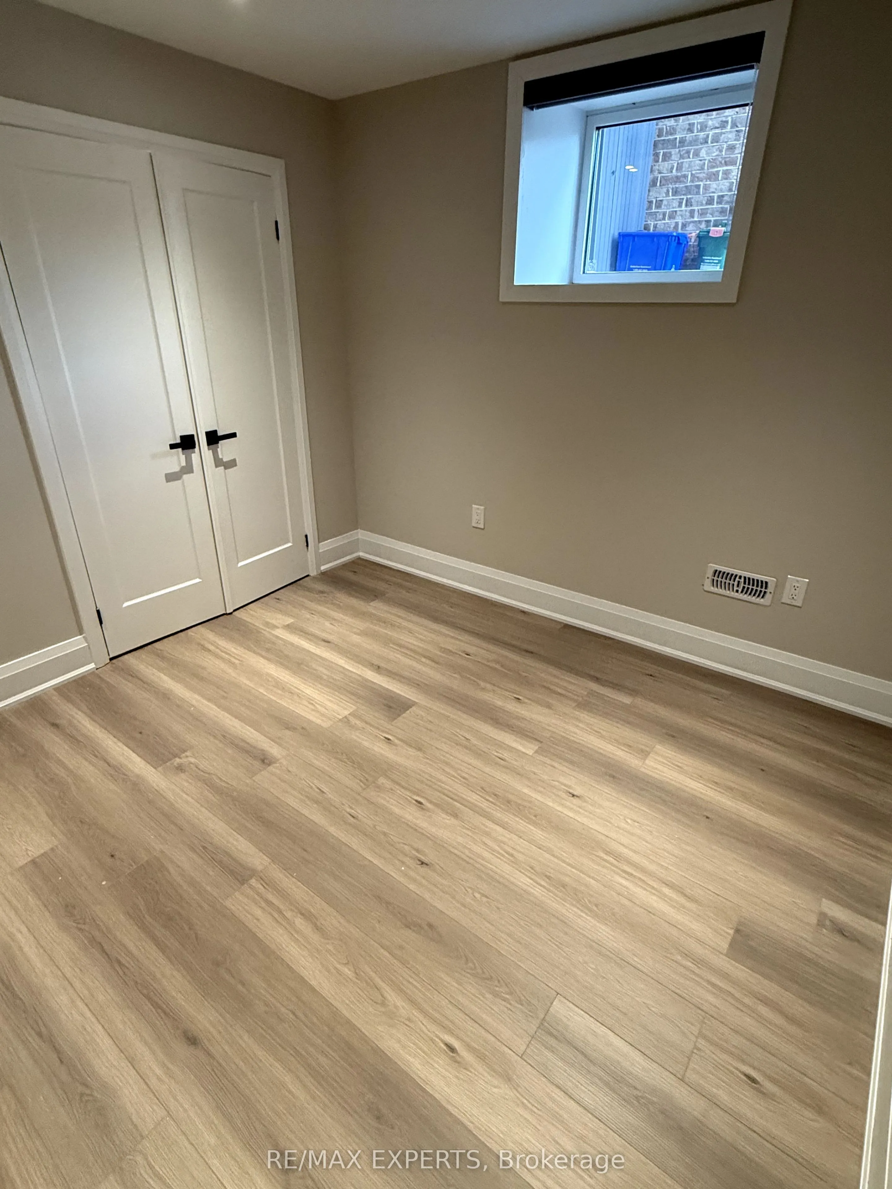 41 TERRAIN Court, #BASEMENT APARTMENT
