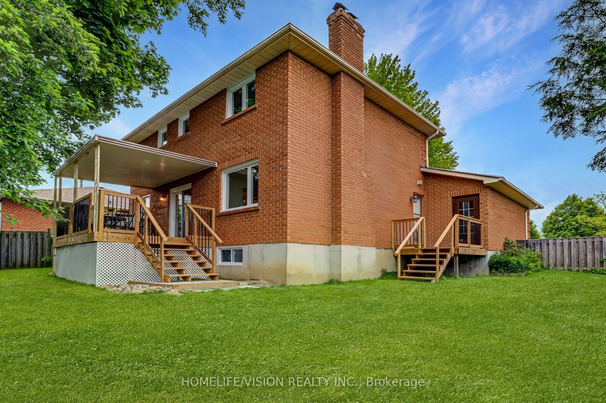 66 Munro Crescent