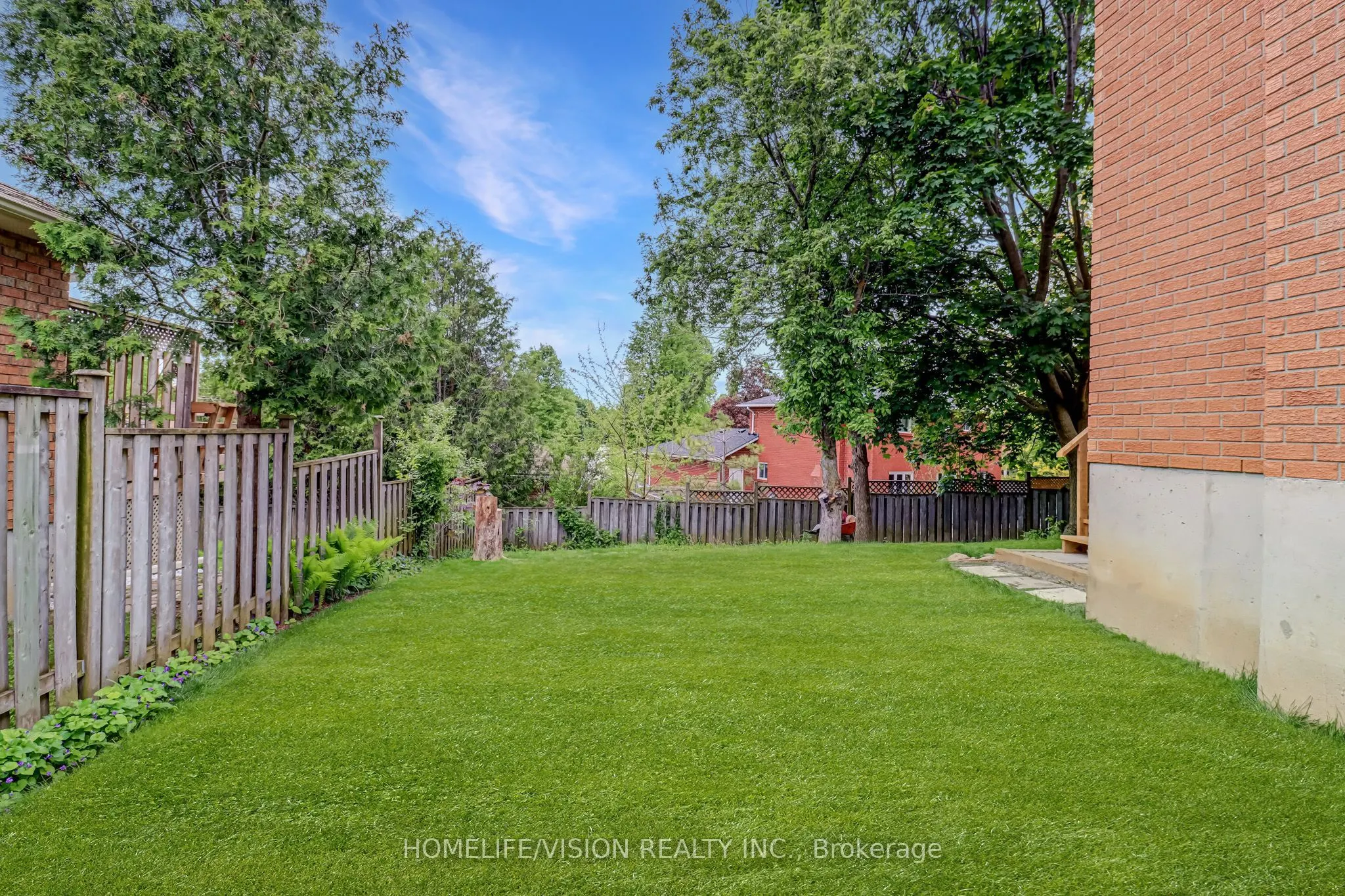 66 Munro Crescent