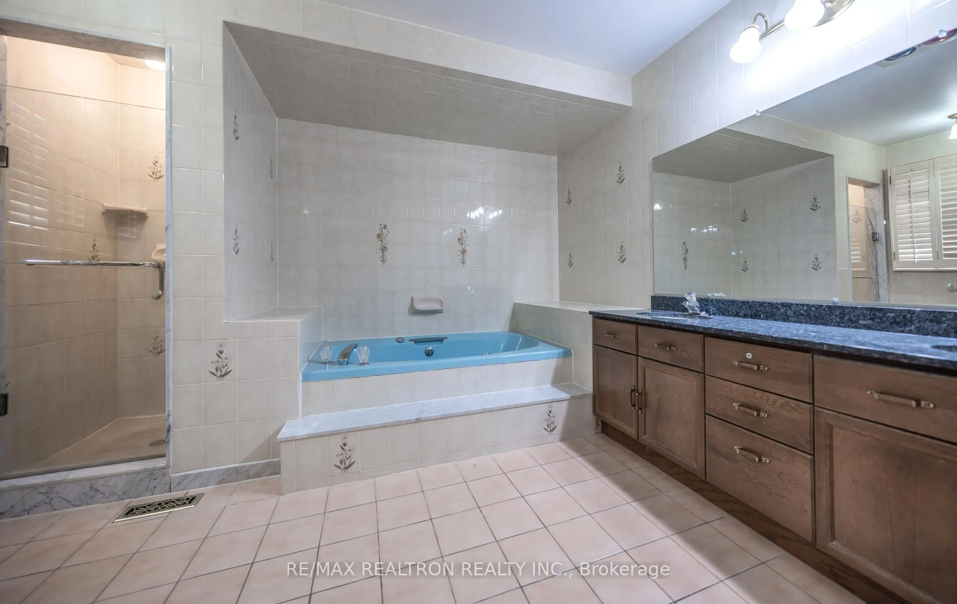 4 Edmund Seager Drive