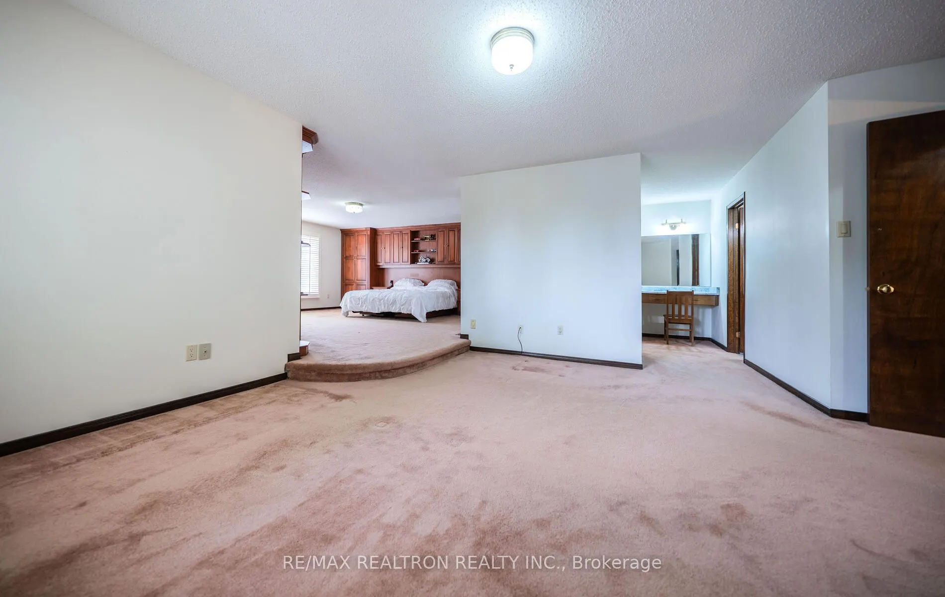 4 Edmund Seager Drive