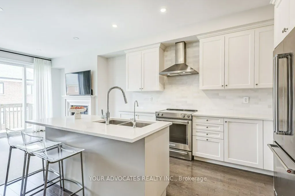 60 Drizzel Crescent