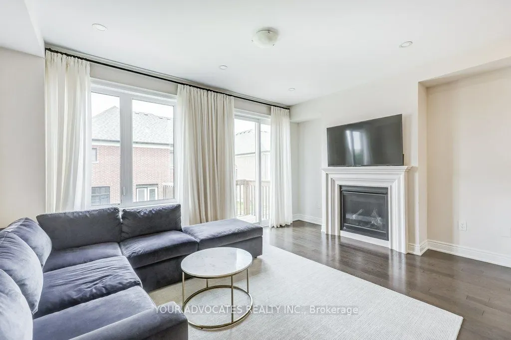 60 Drizzel Crescent