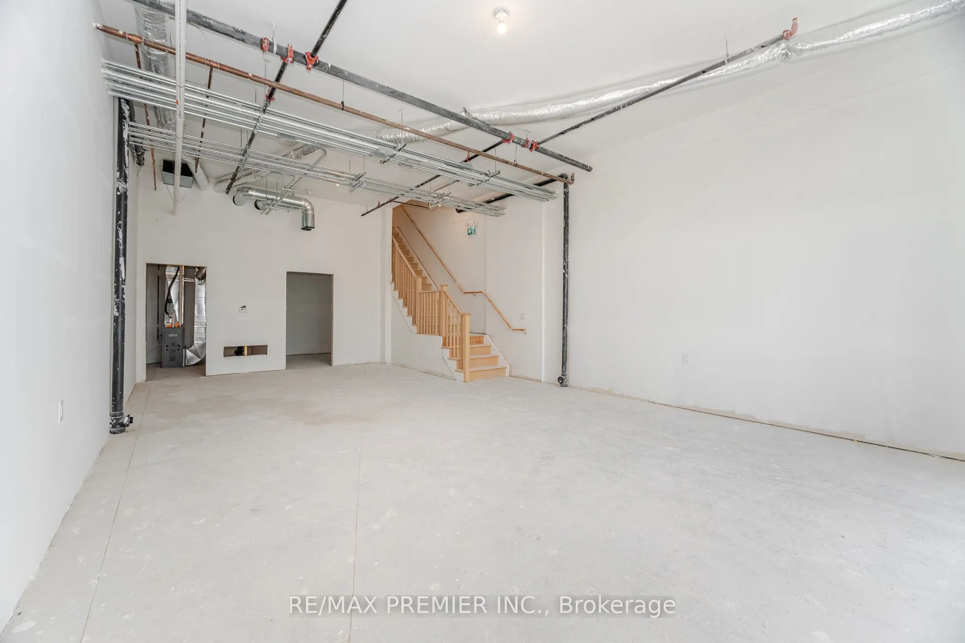 200 Dissette Street, #4