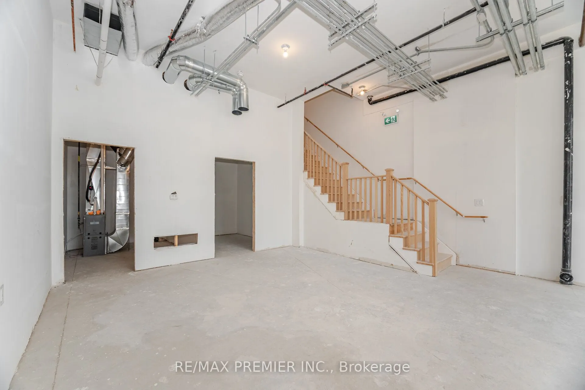 200 Dissette Street, #4