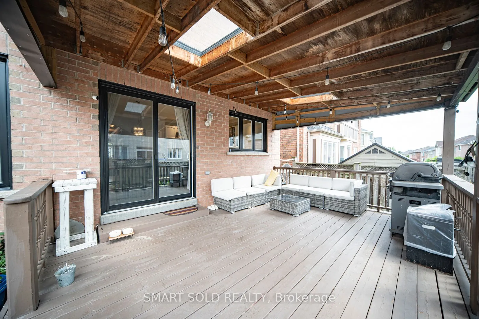 25 Barnstone Drive