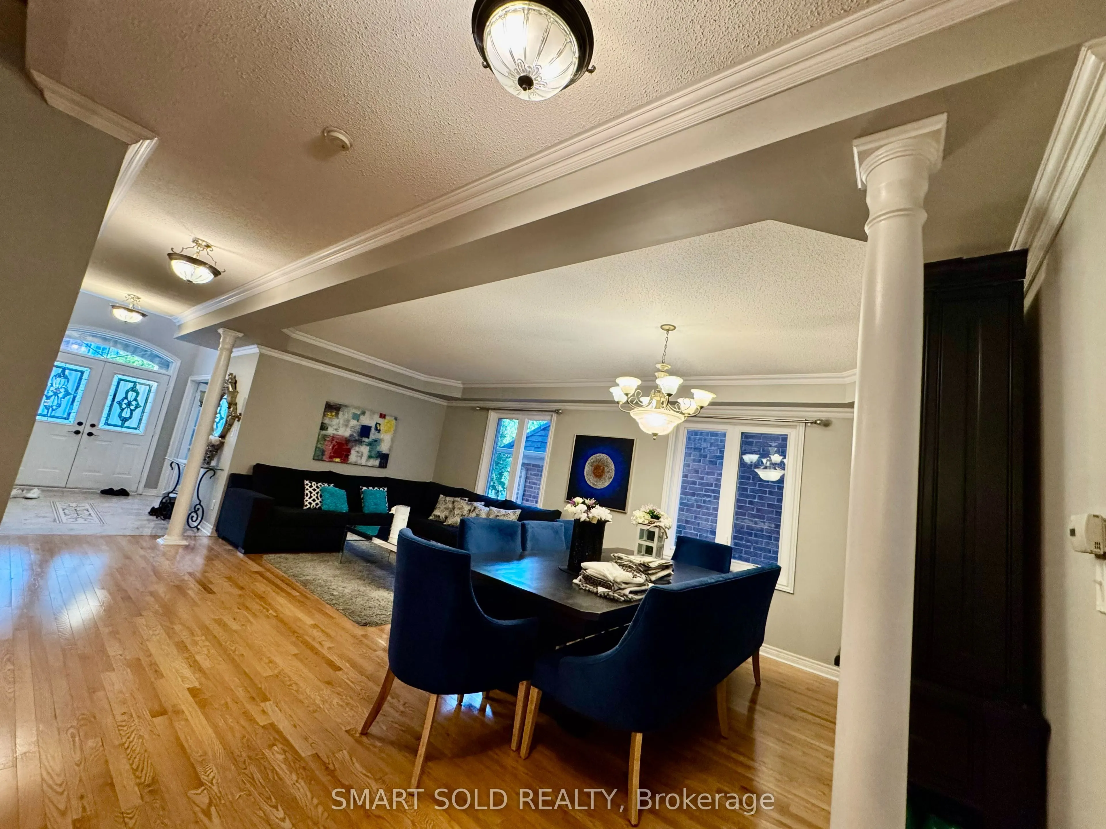 25 Barnstone Drive