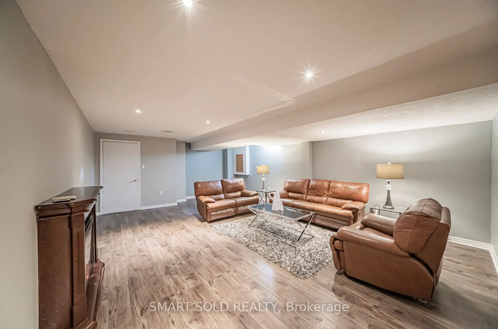 25 Barnstone Drive