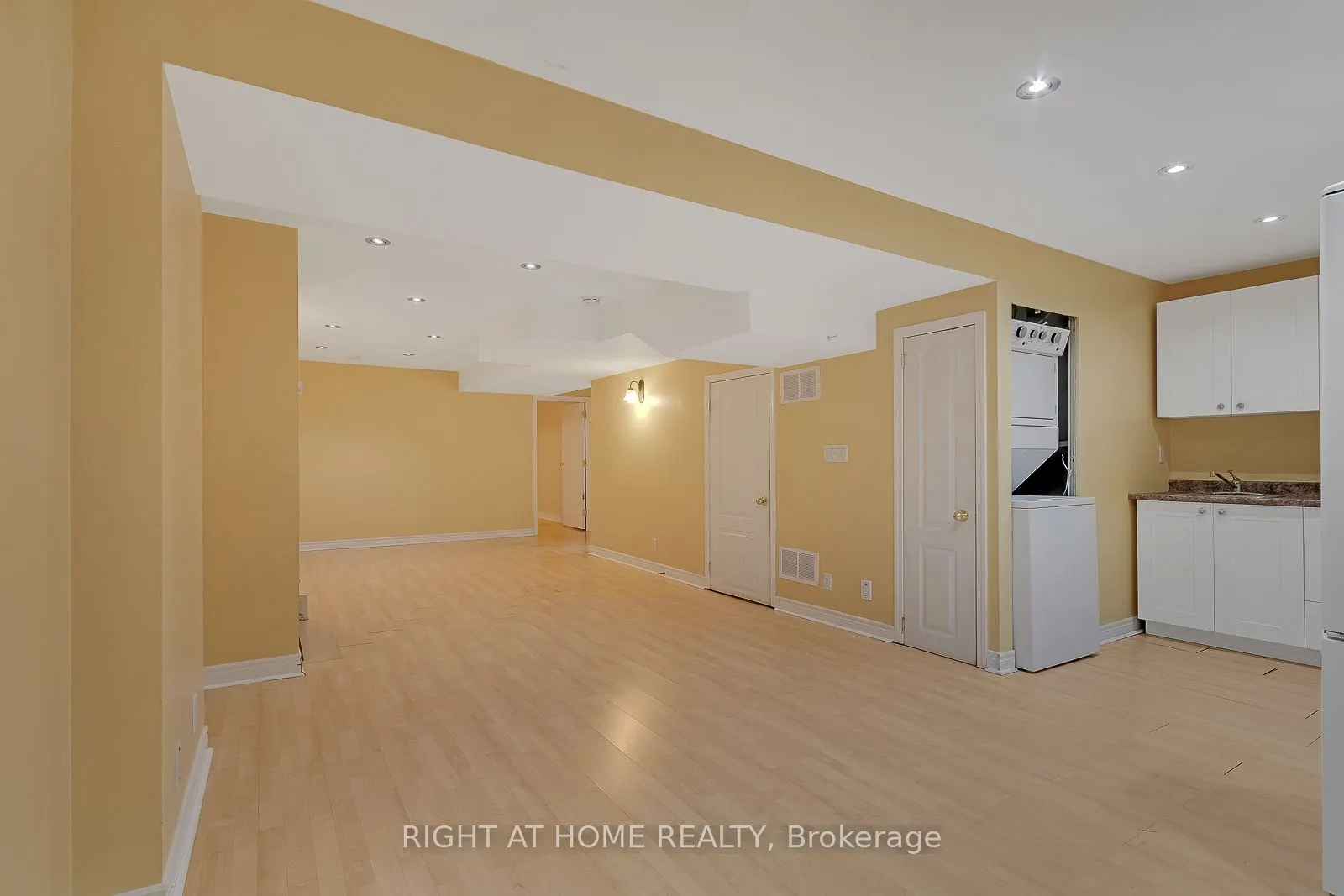 30 Casabel Drive, #Bsmt