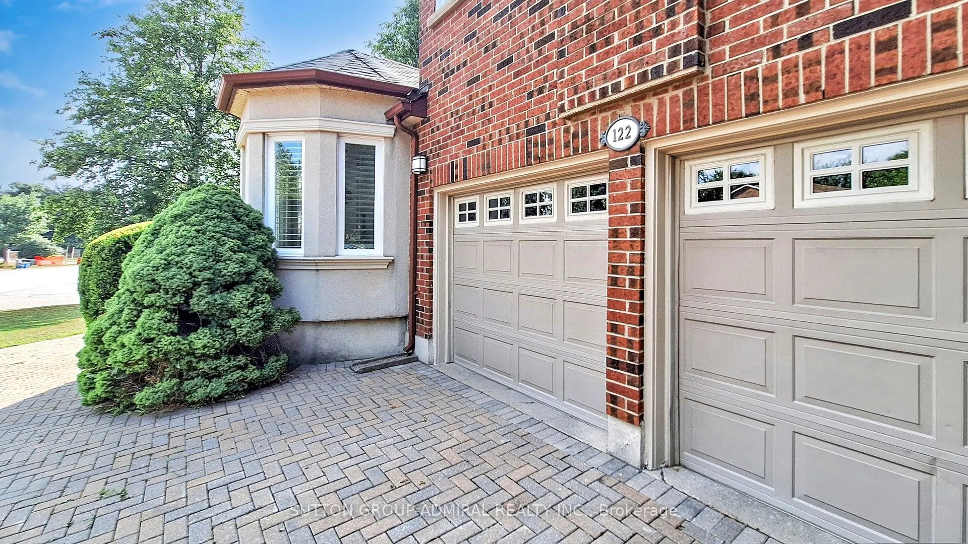 122 Edmund Seager Drive