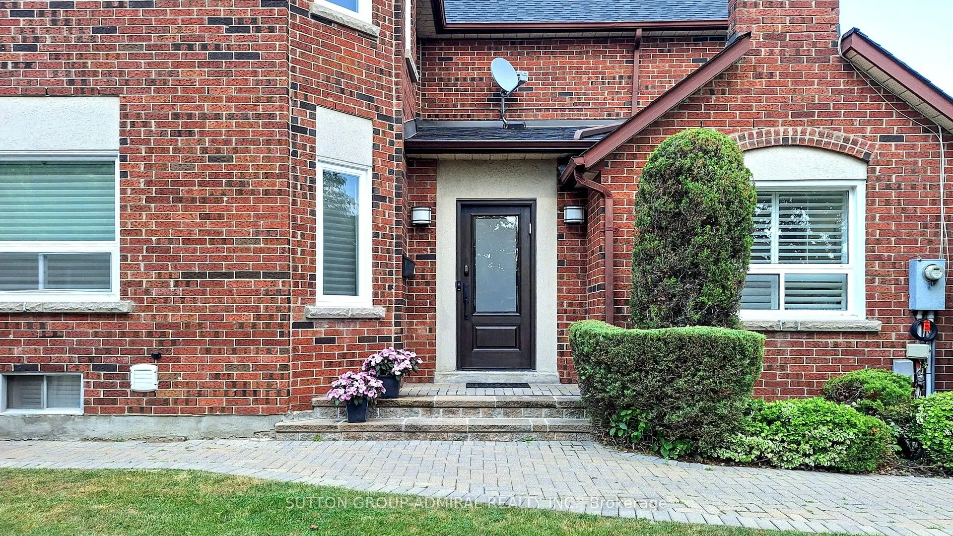 122 Edmund Seager Drive