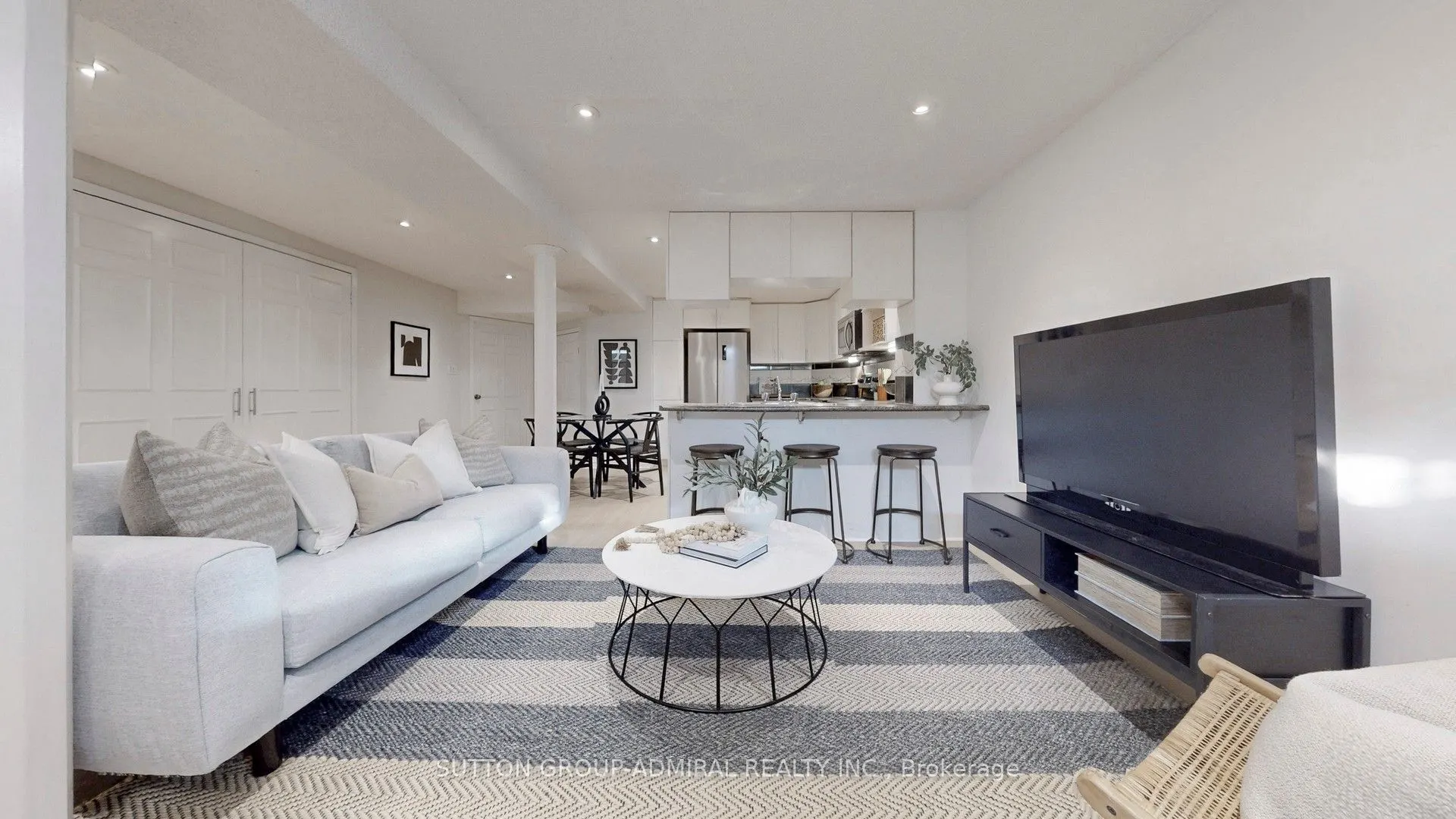 122 Edmund Seager Drive