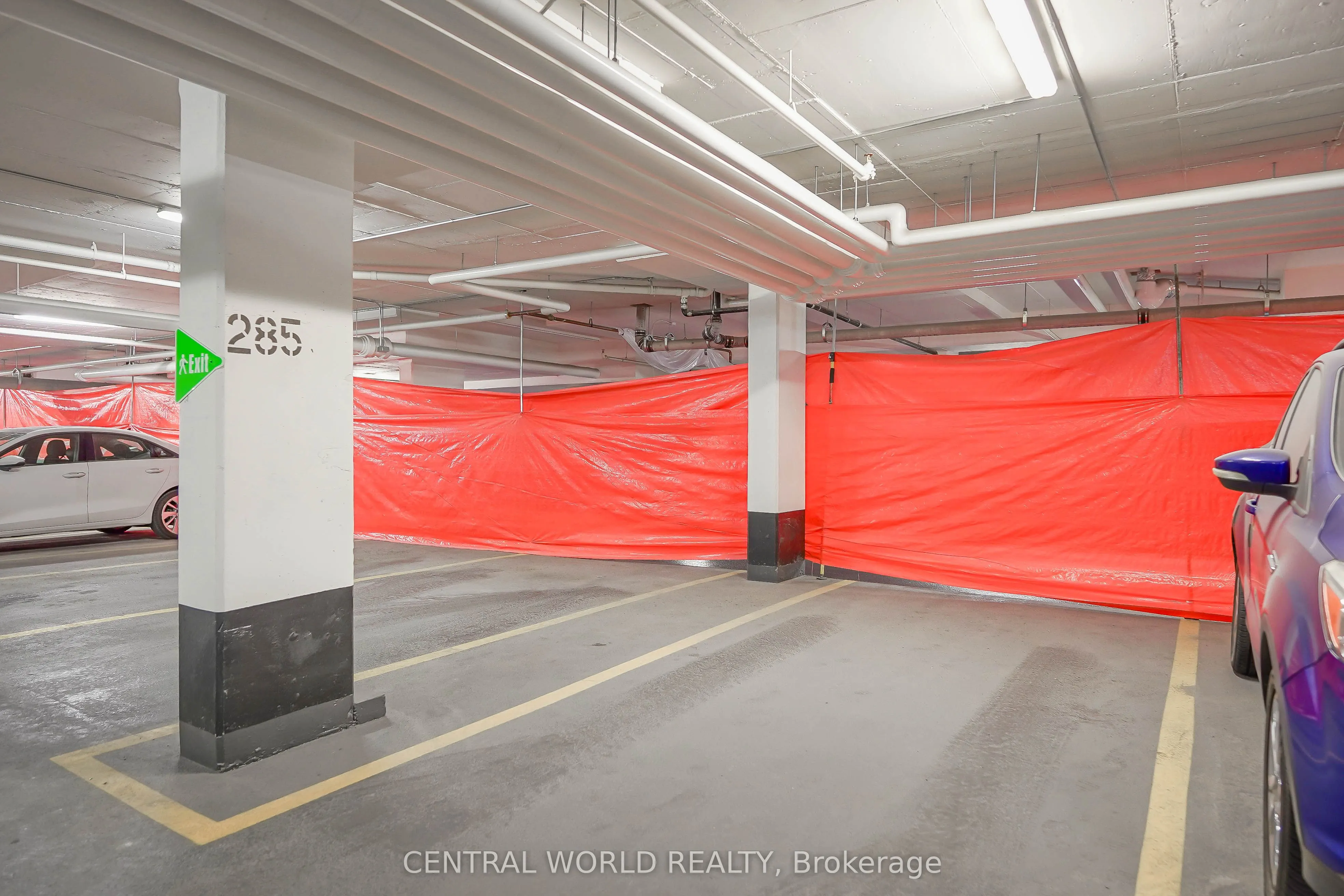 38 Cedarland Drive W, #1202