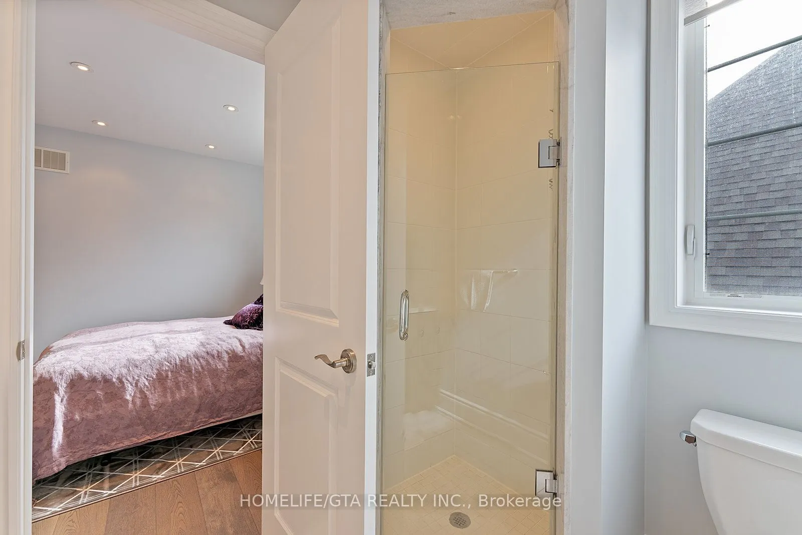 388 Woodgate Pines Drive