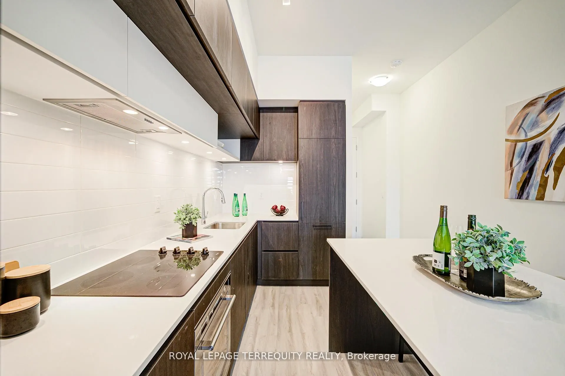 7 Steckley House Lane, #601