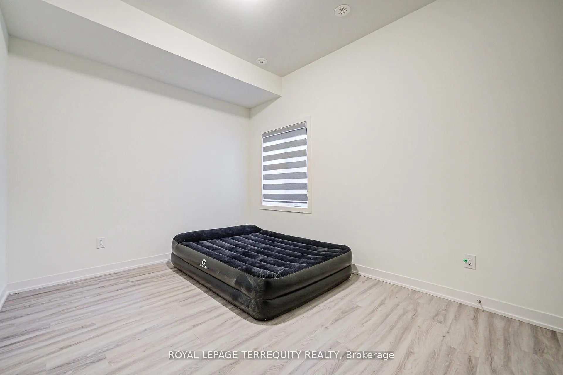 7 Steckley House Lane, #601