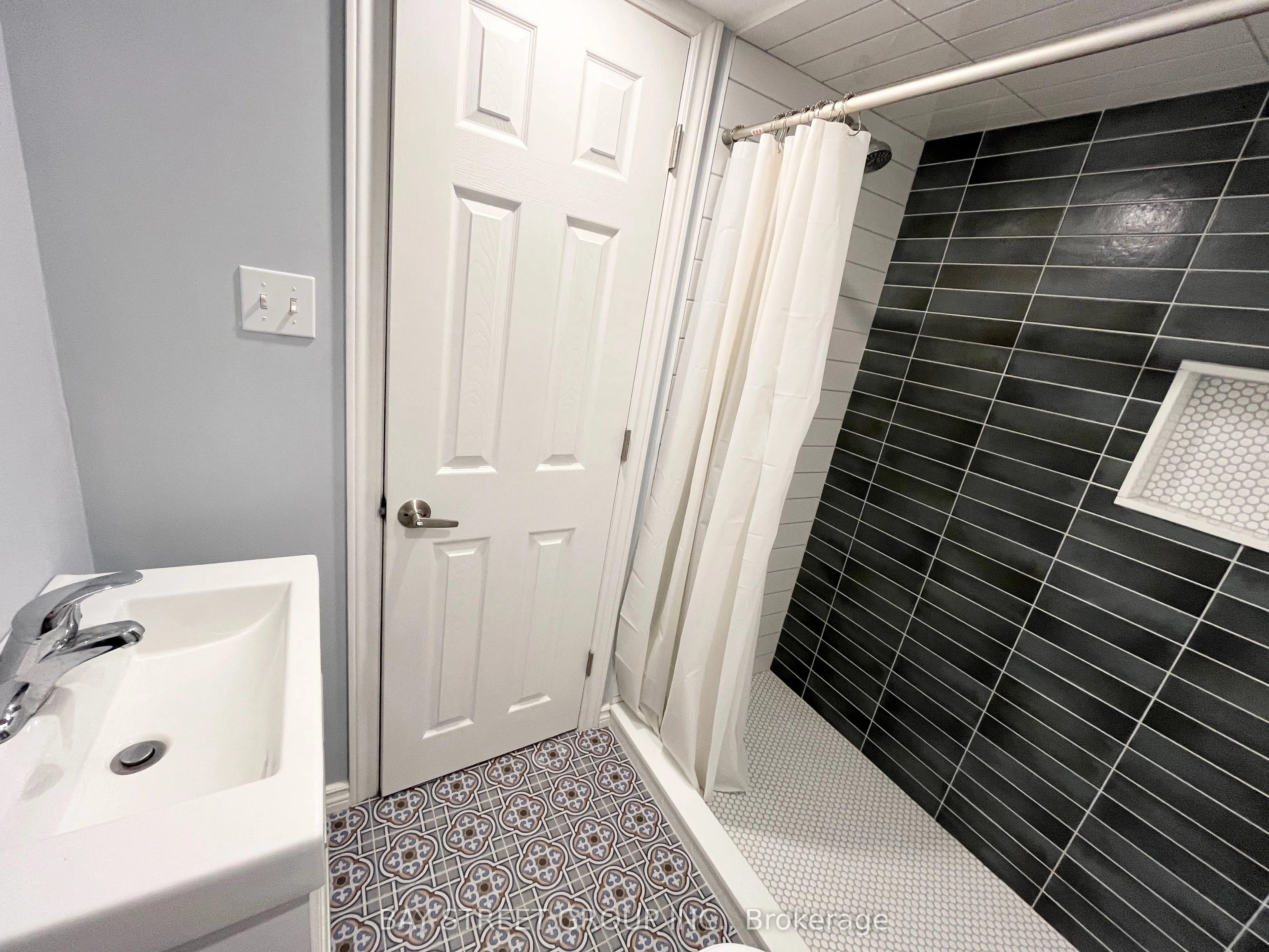 180 Blue Willow Drive, #43