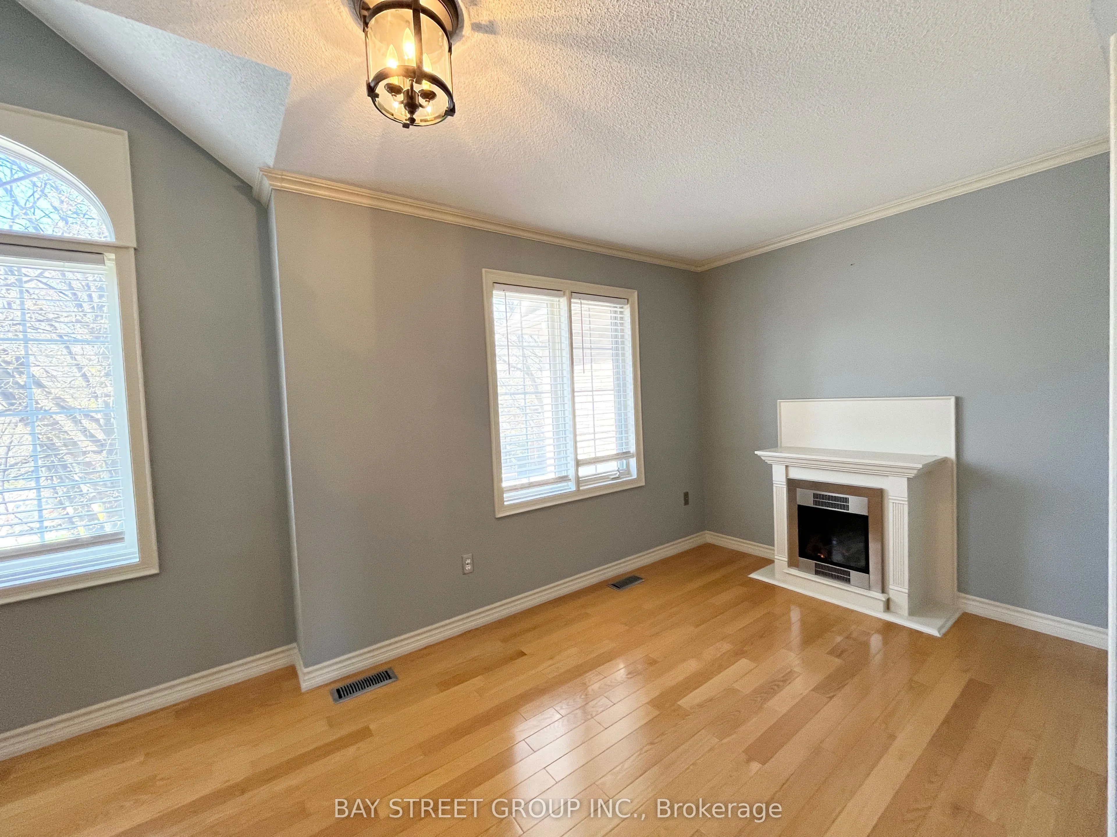 180 Blue Willow Drive, #43