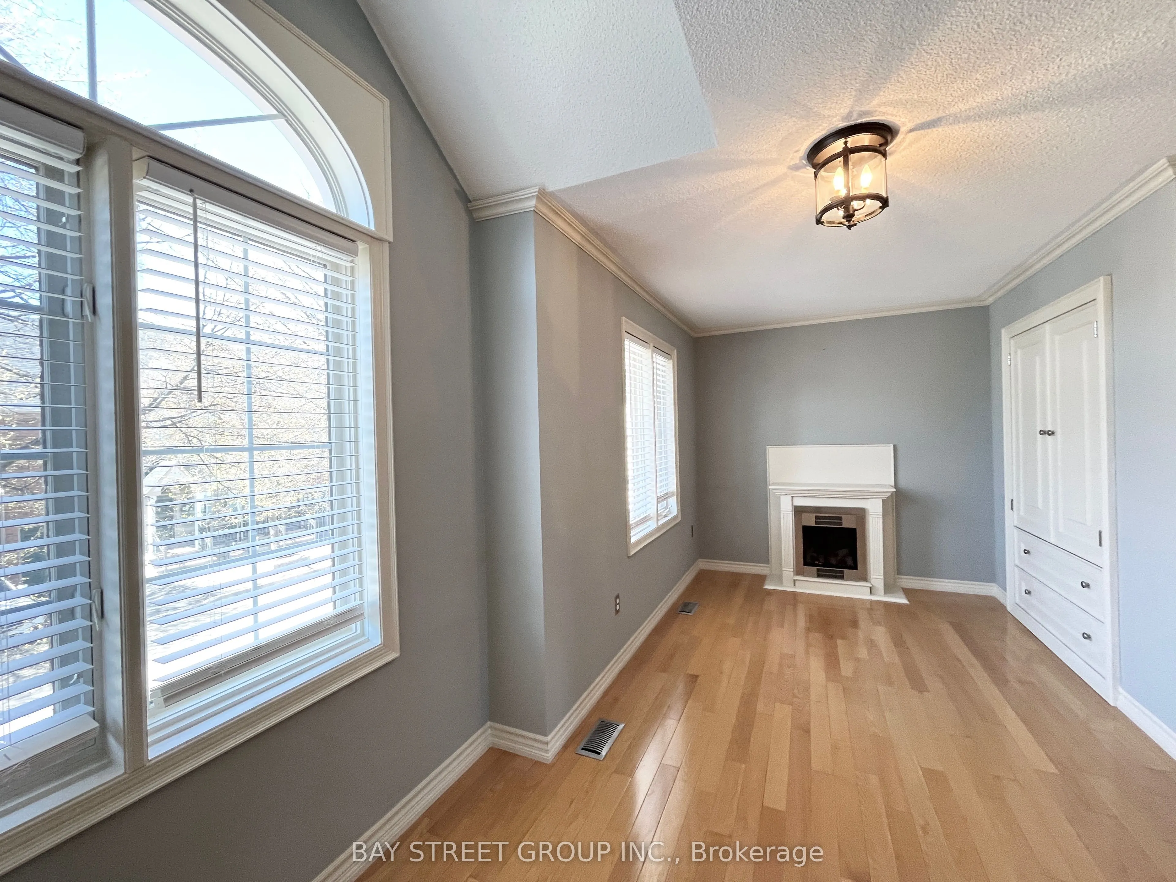 180 Blue Willow Drive, #43