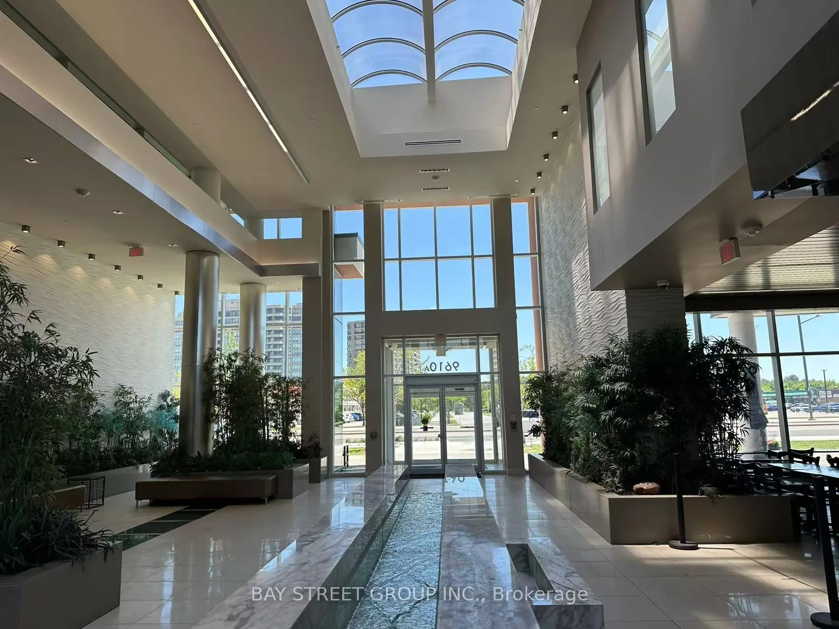 9608 Yonge Street, #903