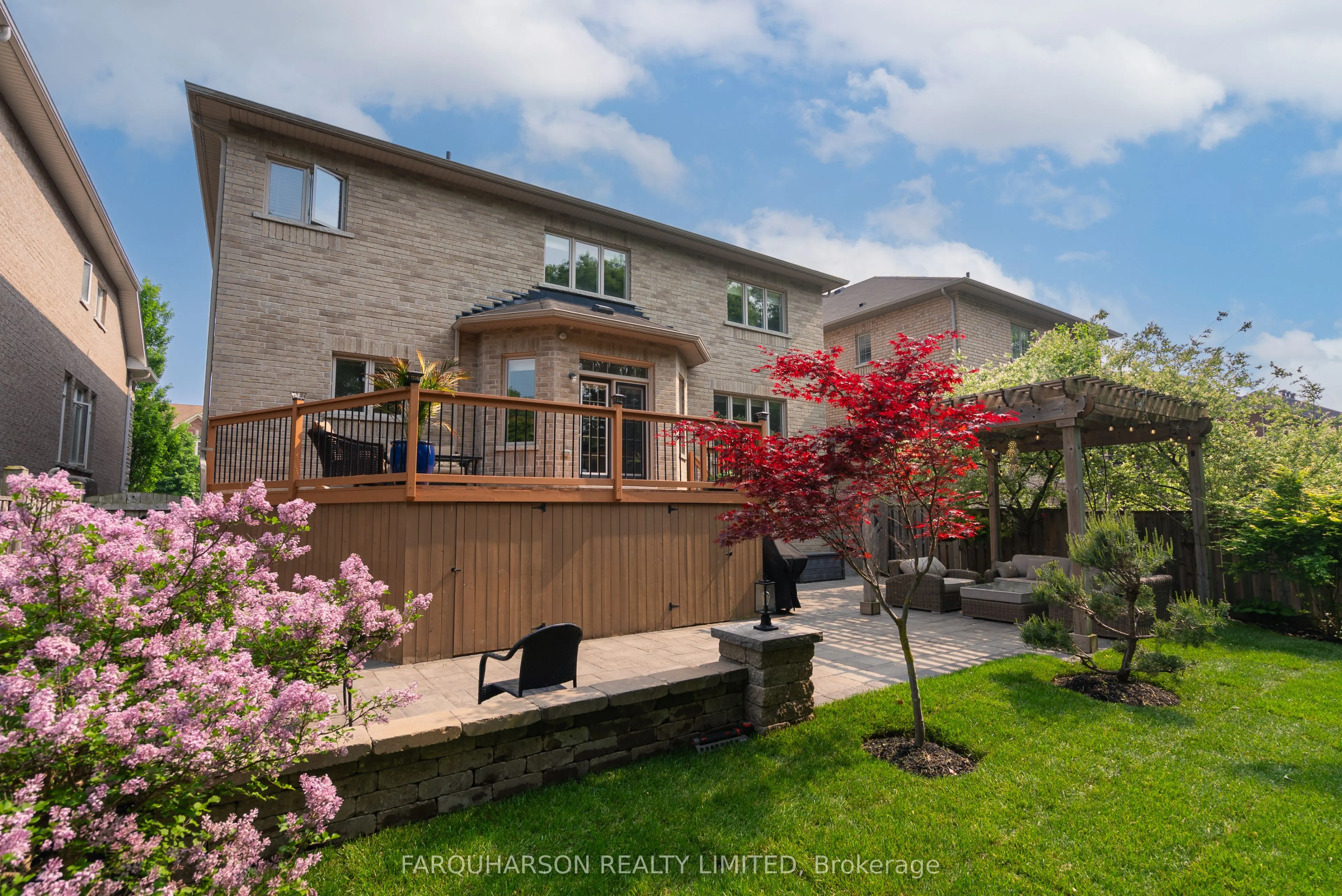 16 Durhamview Crescent