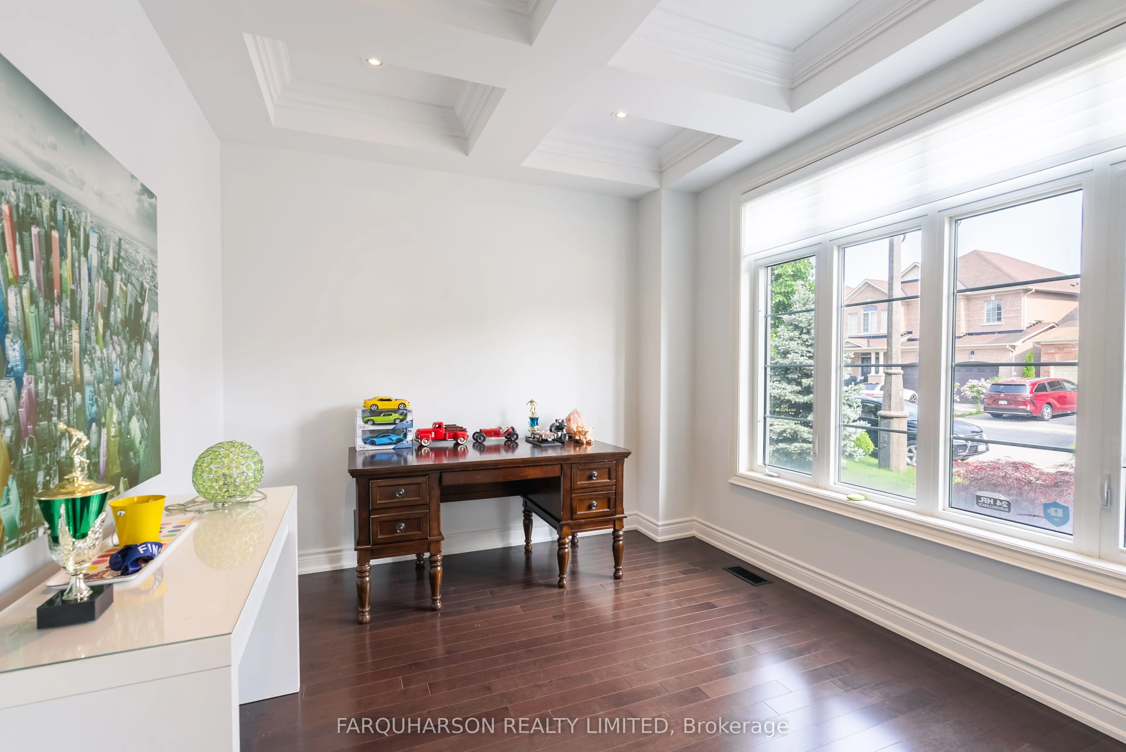 16 Durhamview Crescent