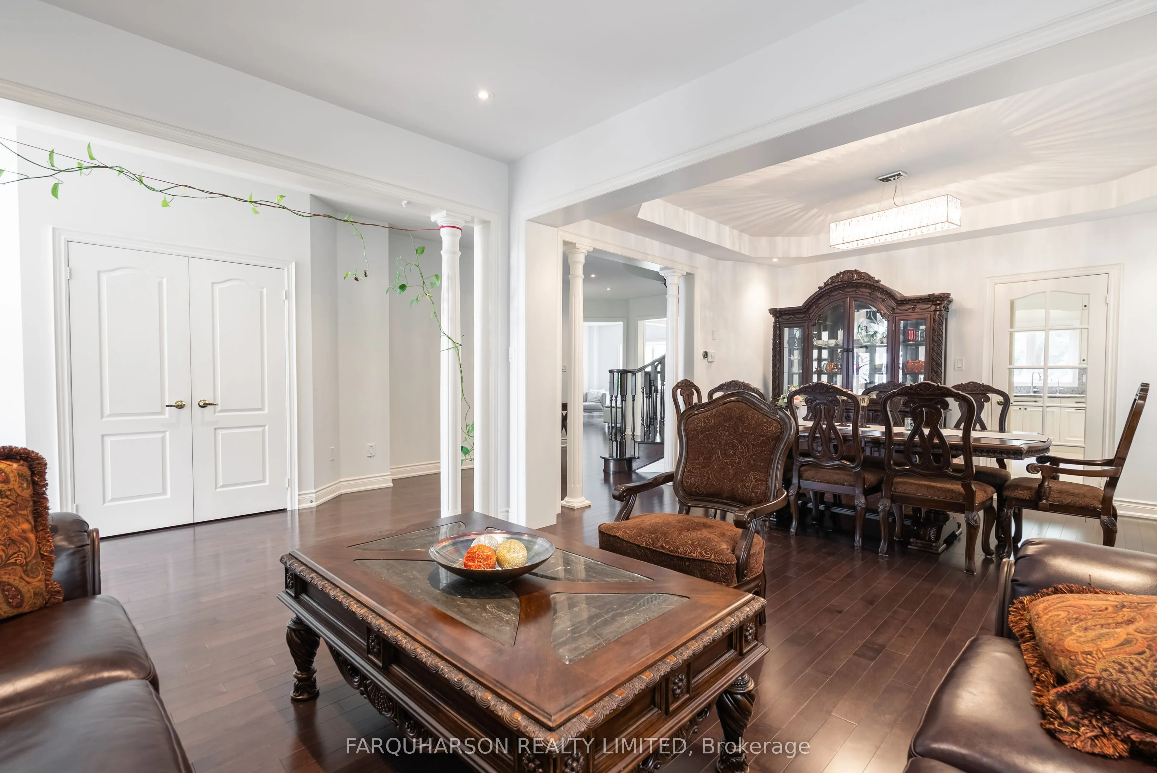 16 Durhamview Crescent