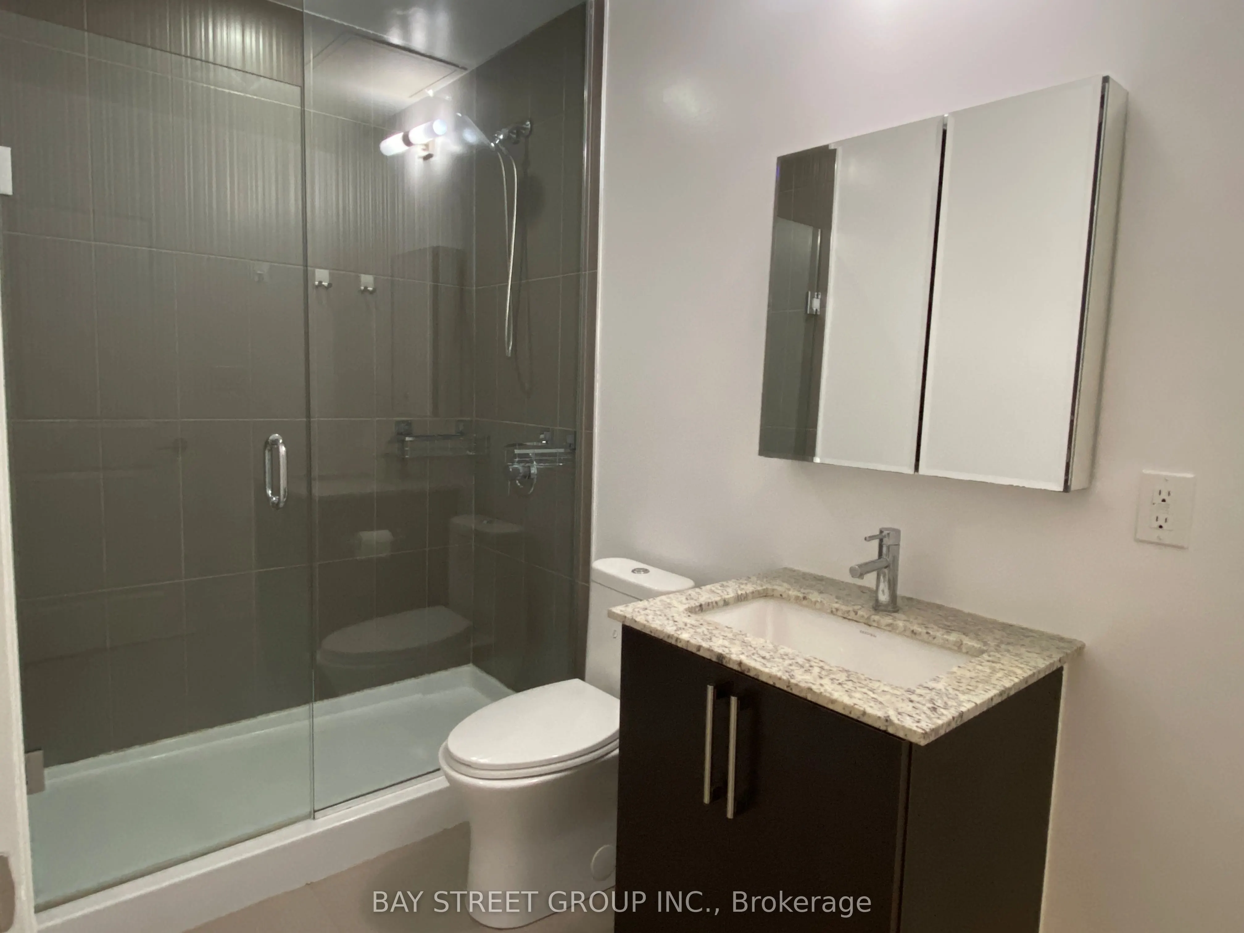 9608 Yonge Street, #903