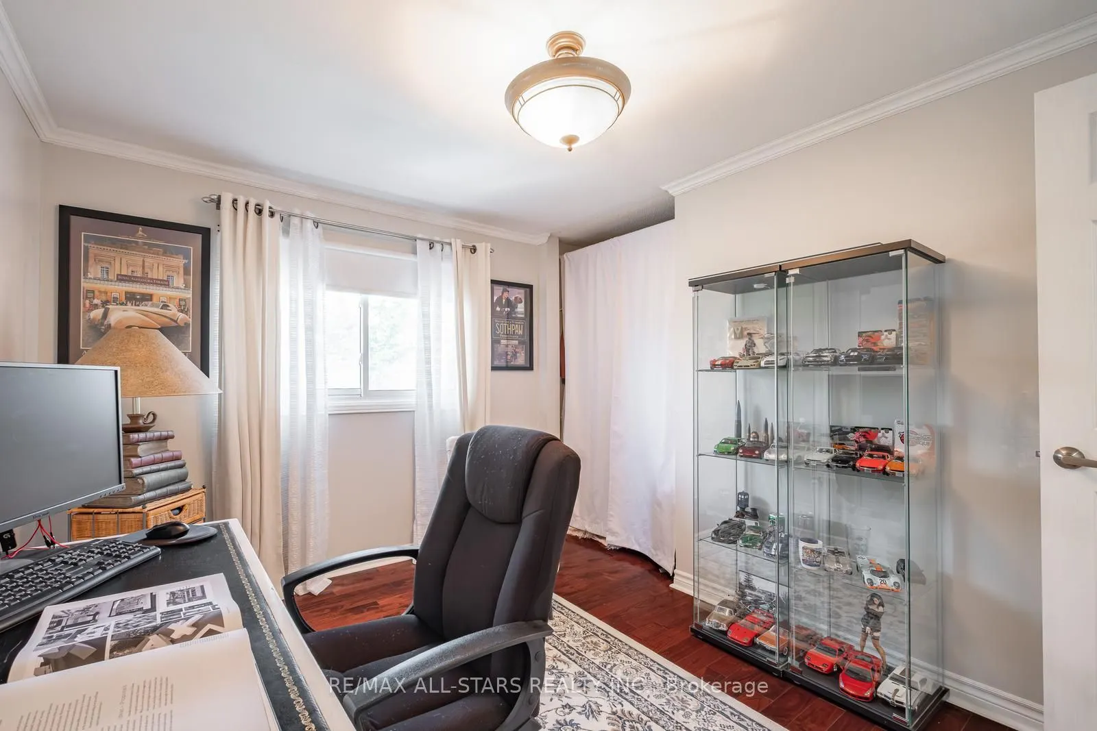 84 Thicketwood Boulevard