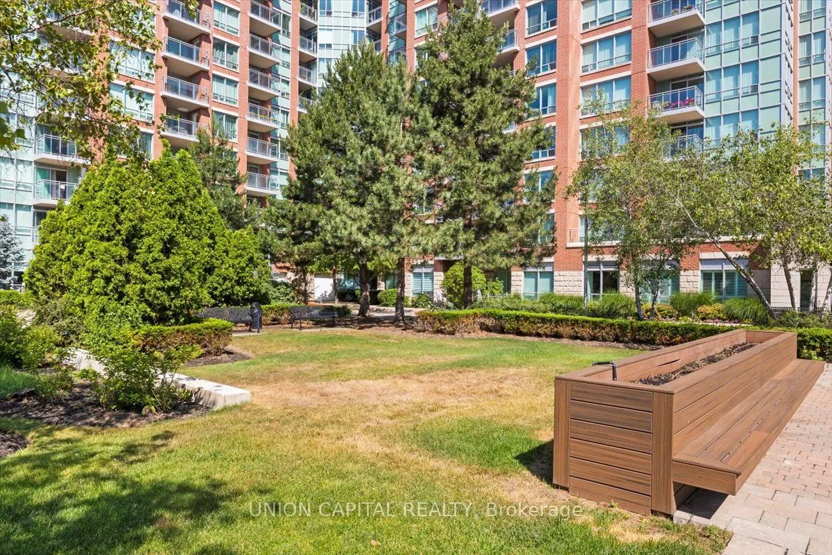 62 Suncrest Boulevard, #306
