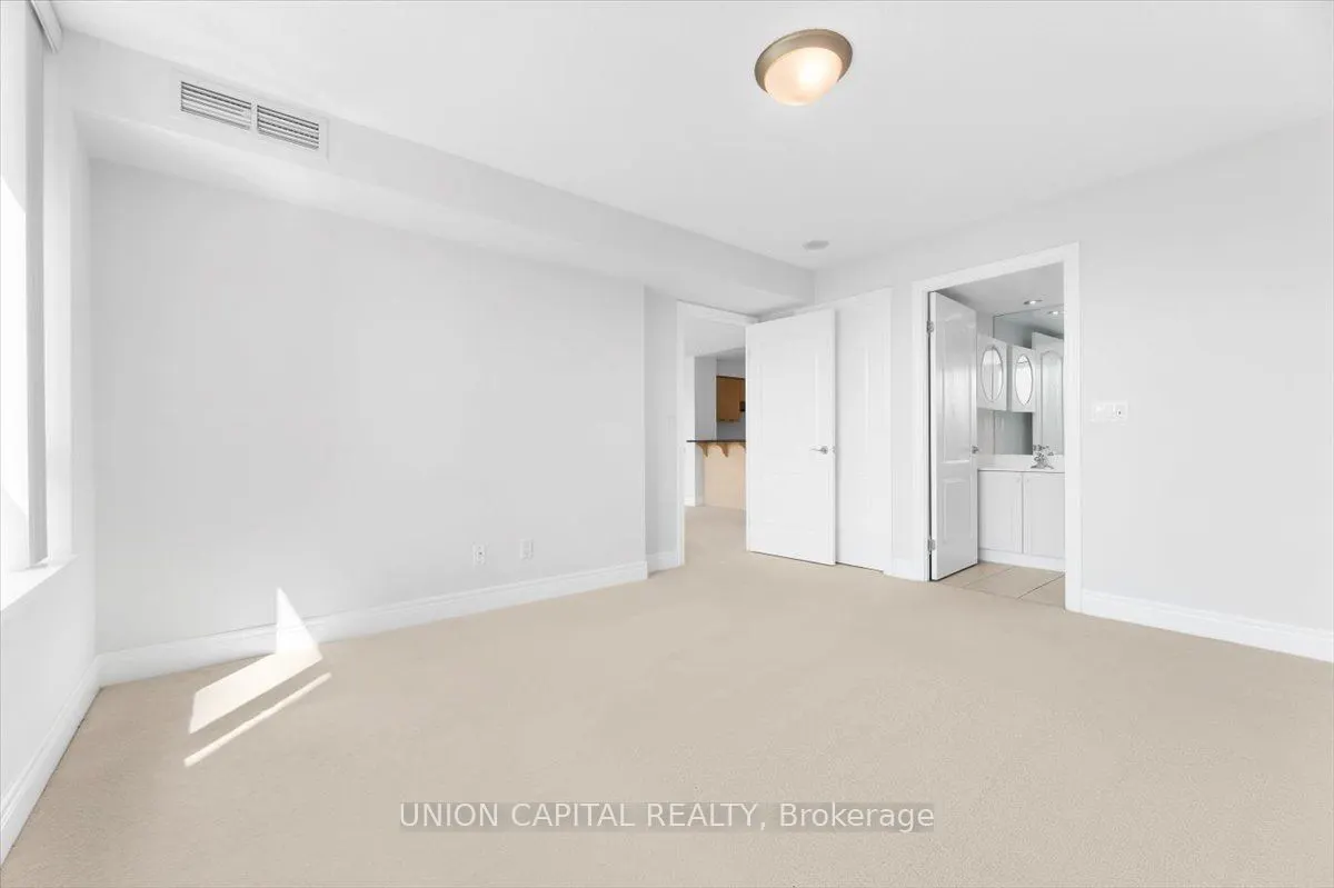 62 Suncrest Boulevard, #306