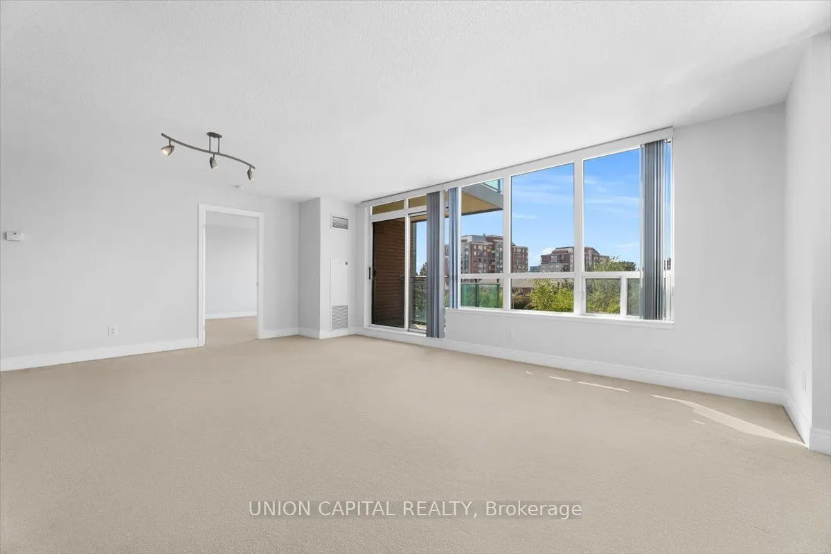 62 Suncrest Boulevard, #306
